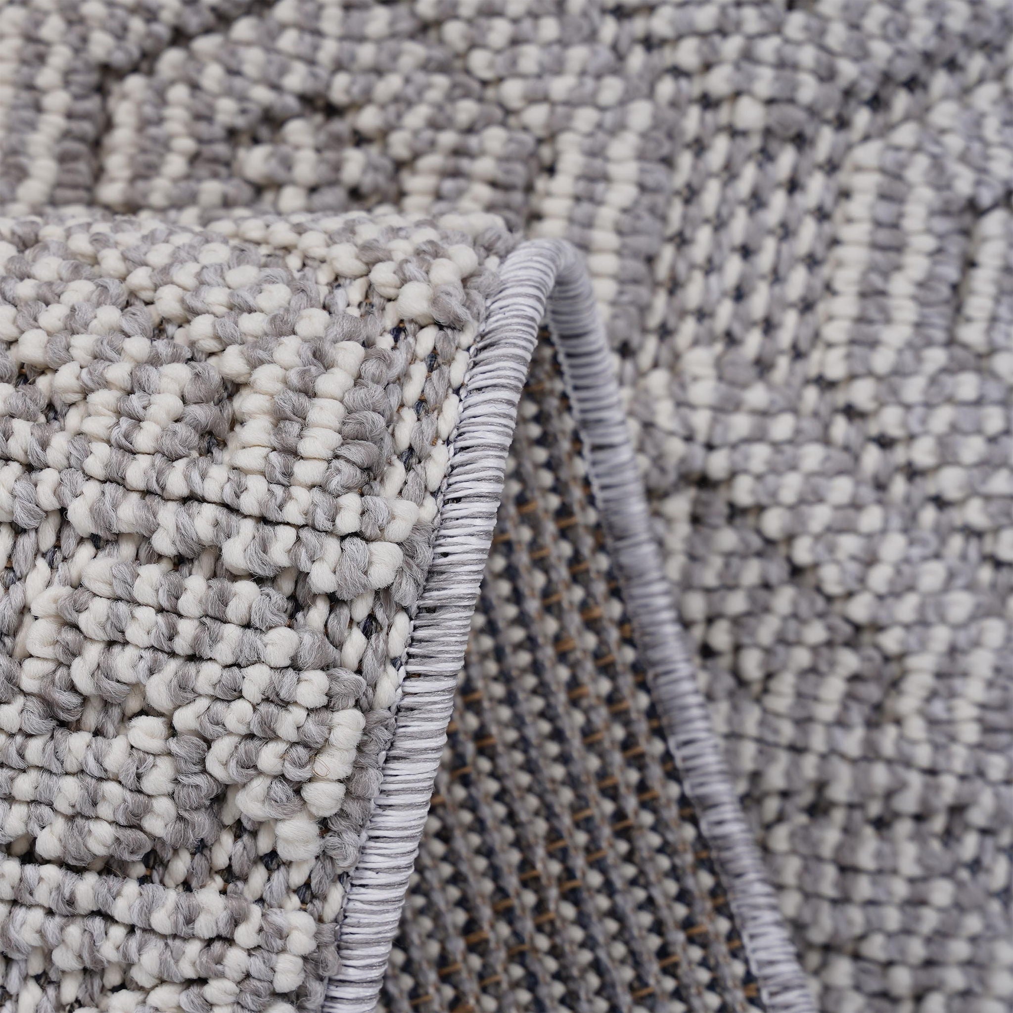 Guros Geometric Indoor/Outdoor Area Rug