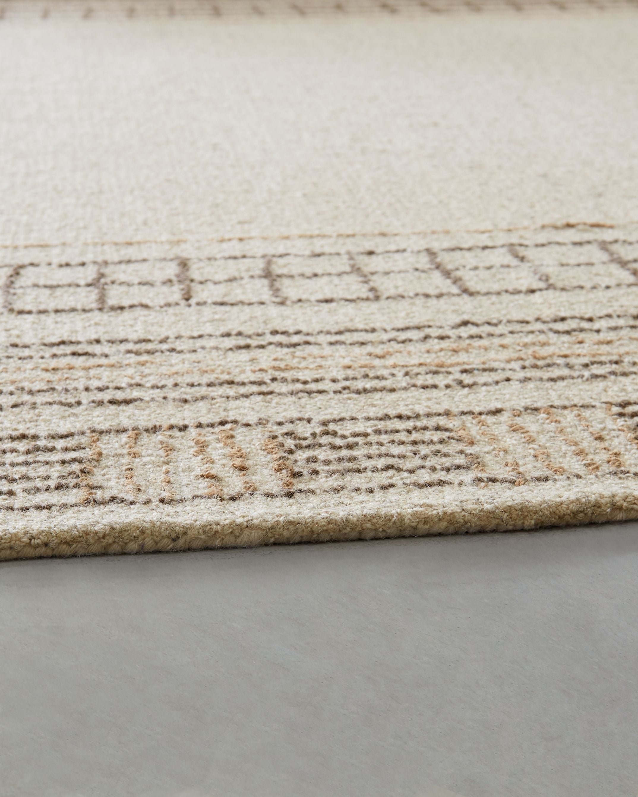 Idaman Area Rug