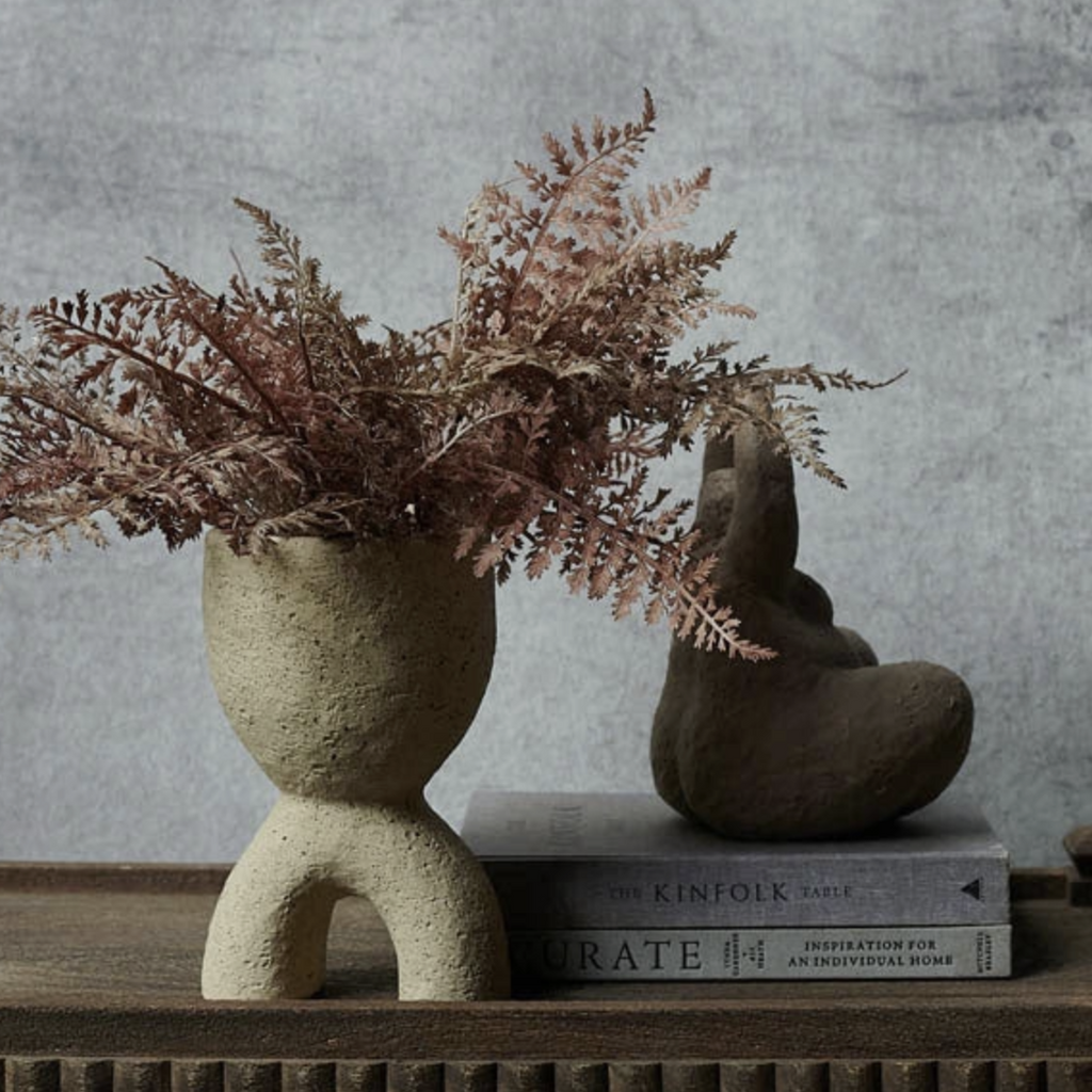 Areigh Vase