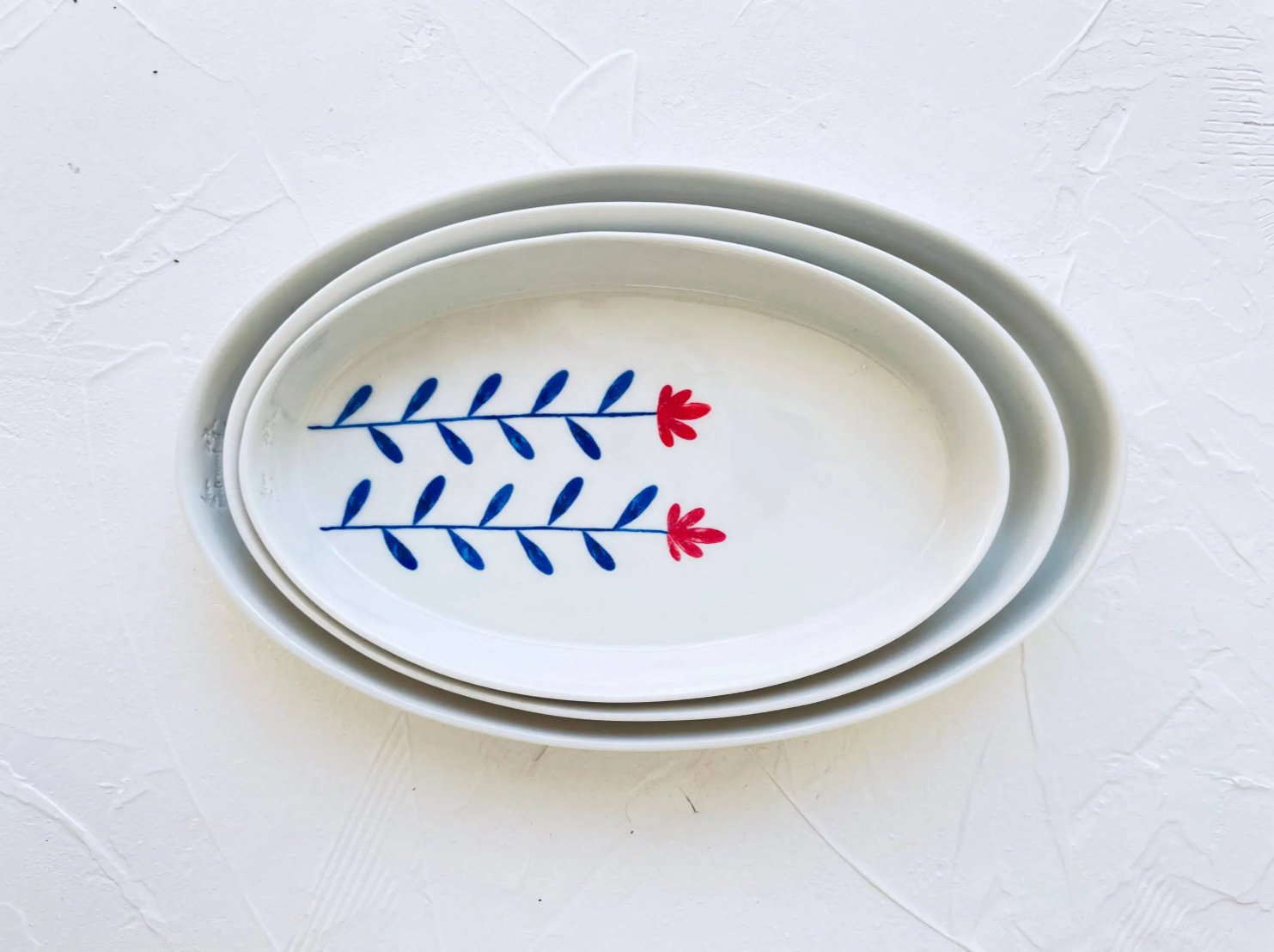 Amapola Hand-Painted Nesting Plates