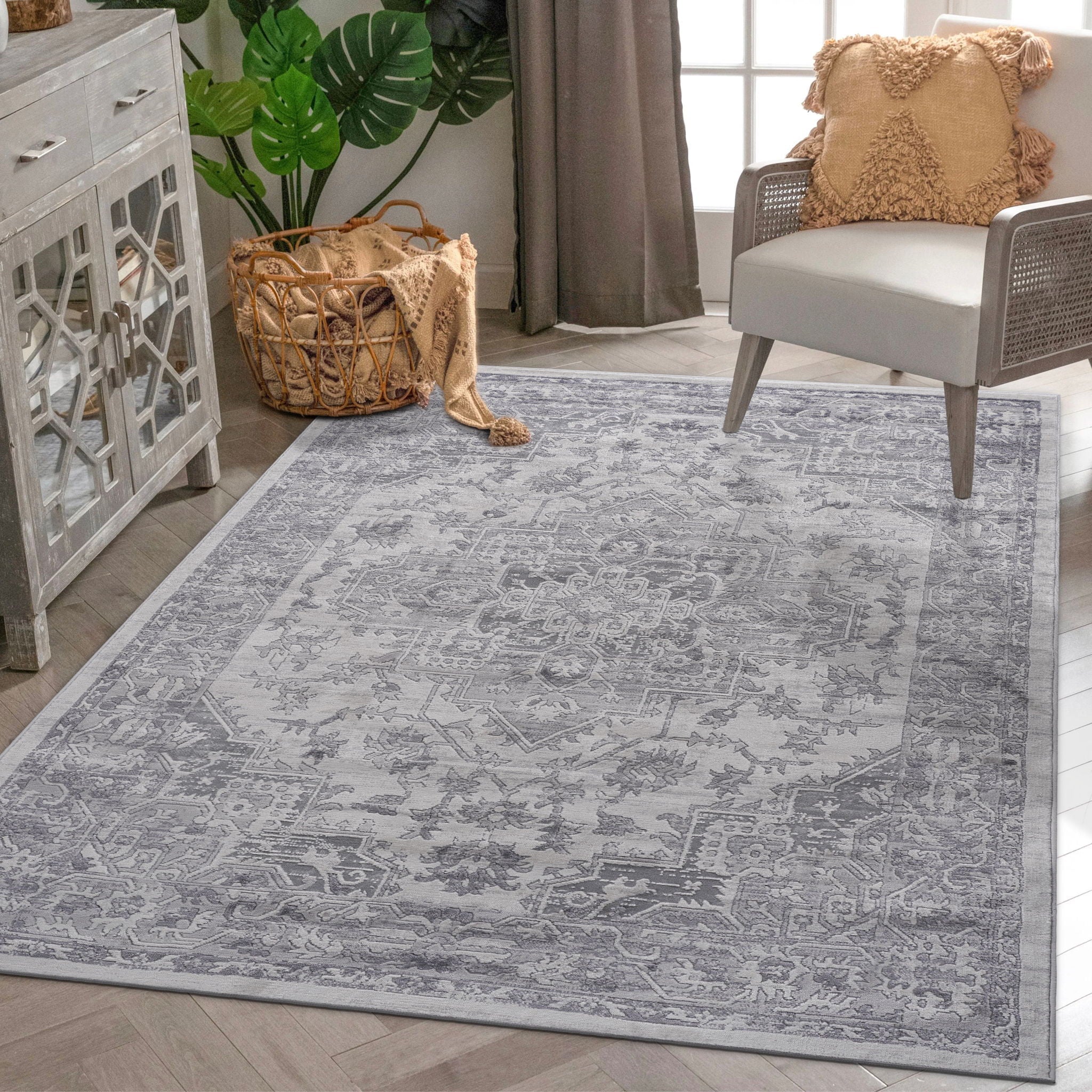 Marfi Oriental Area Rug
