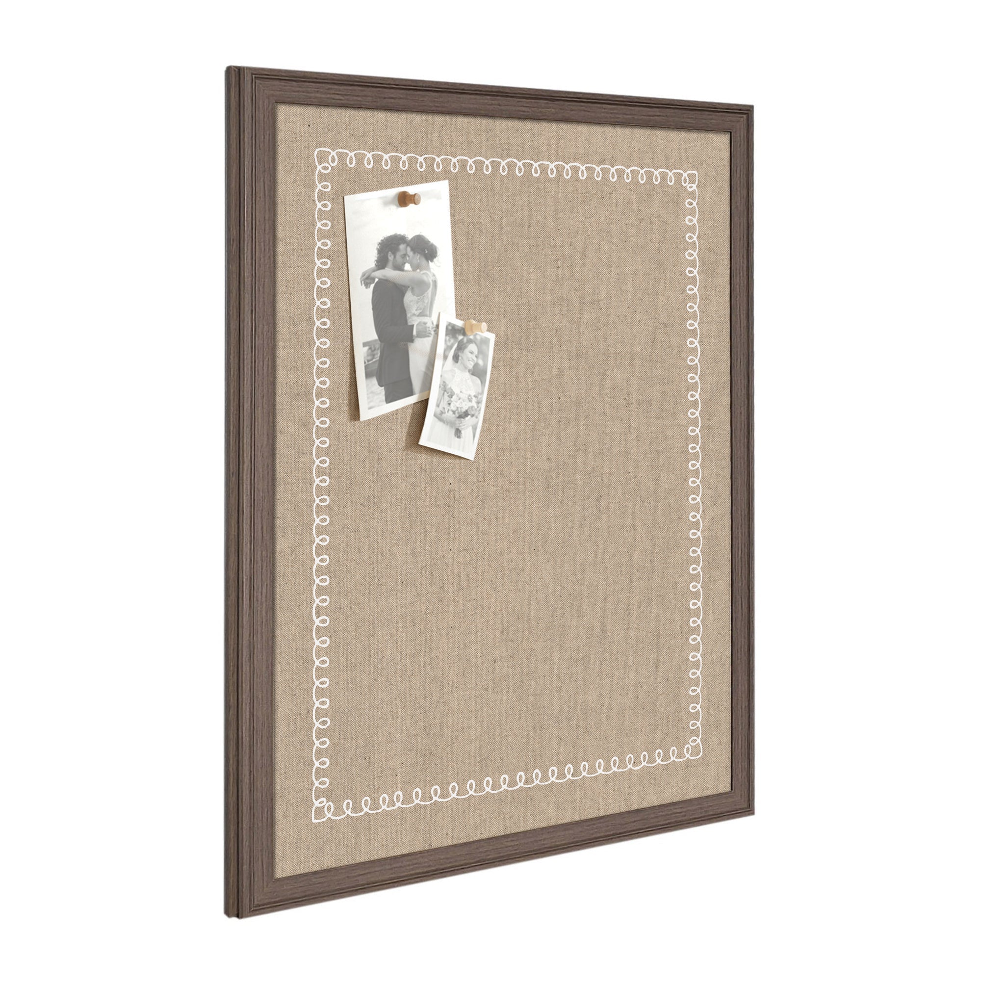Pinboard White Scalloped Edge
