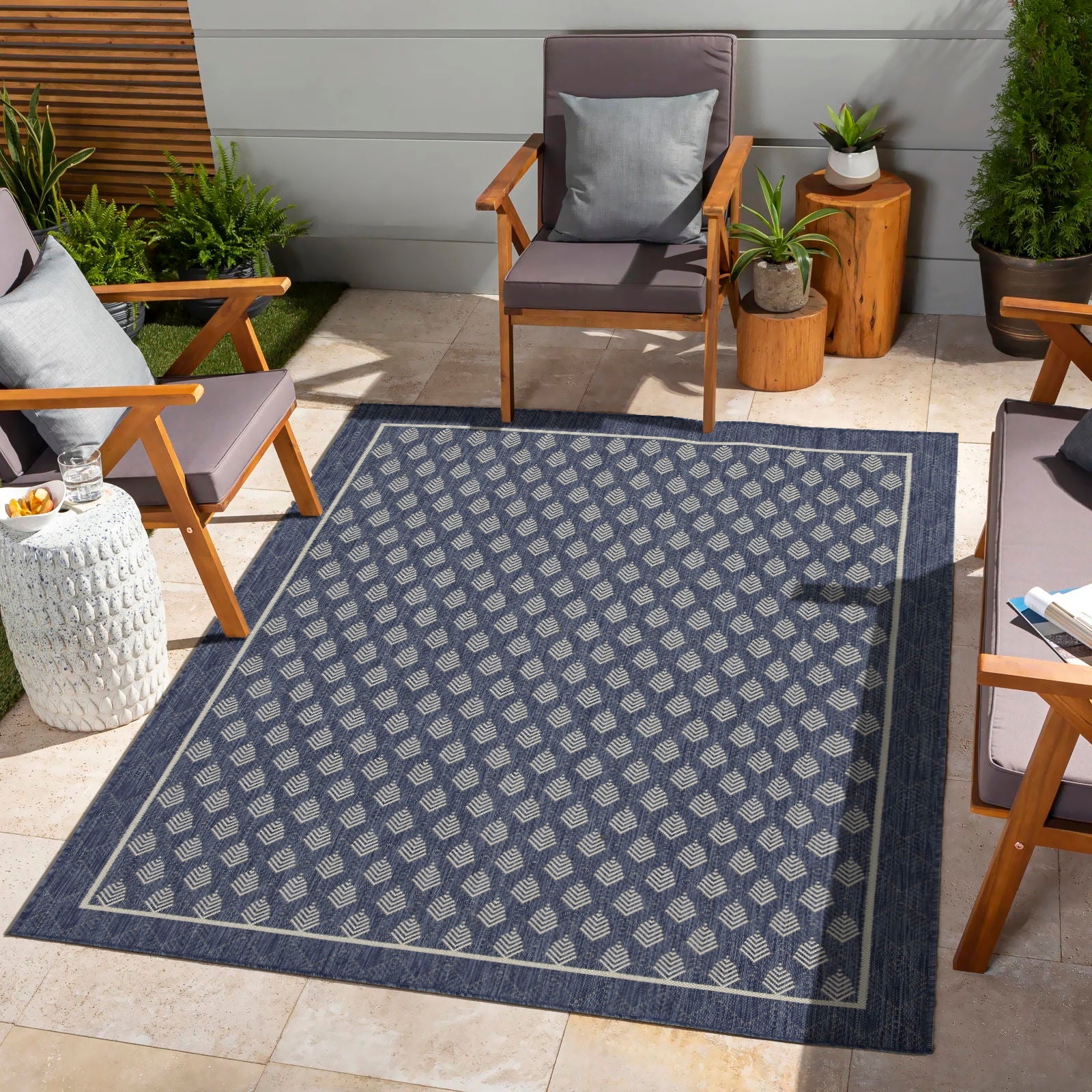 Sunshine 5'3" x 7'3" Indoor/Outdoor Area Rug - Blue
