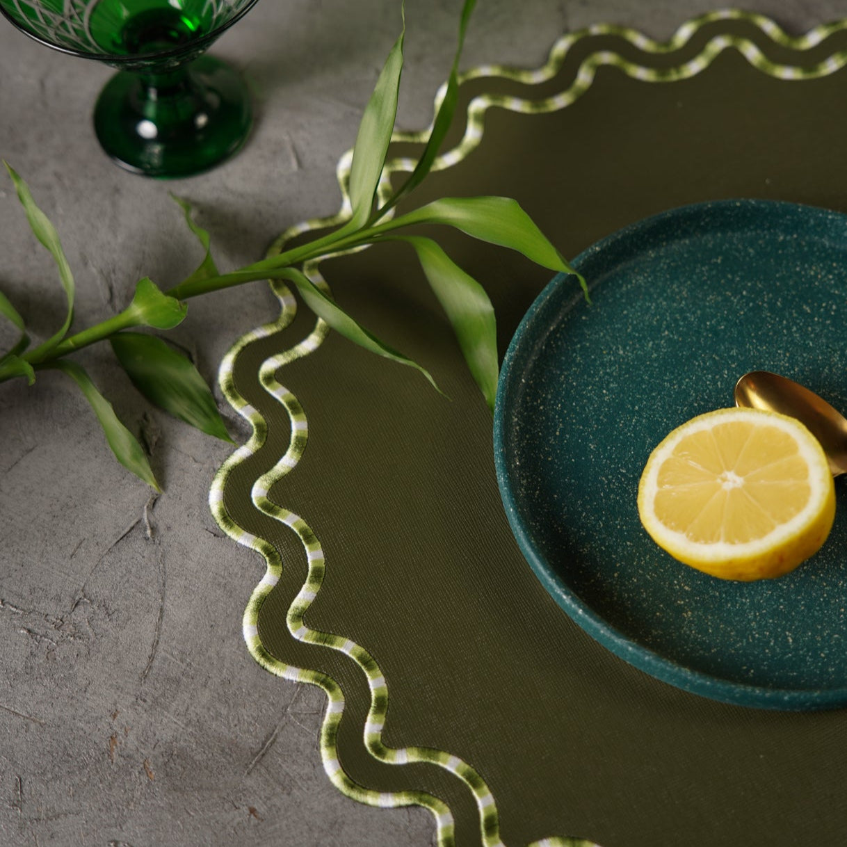 ELYSIAN DARK GREEN FAUX LEATHER PLACEMAT (Set Of 4)