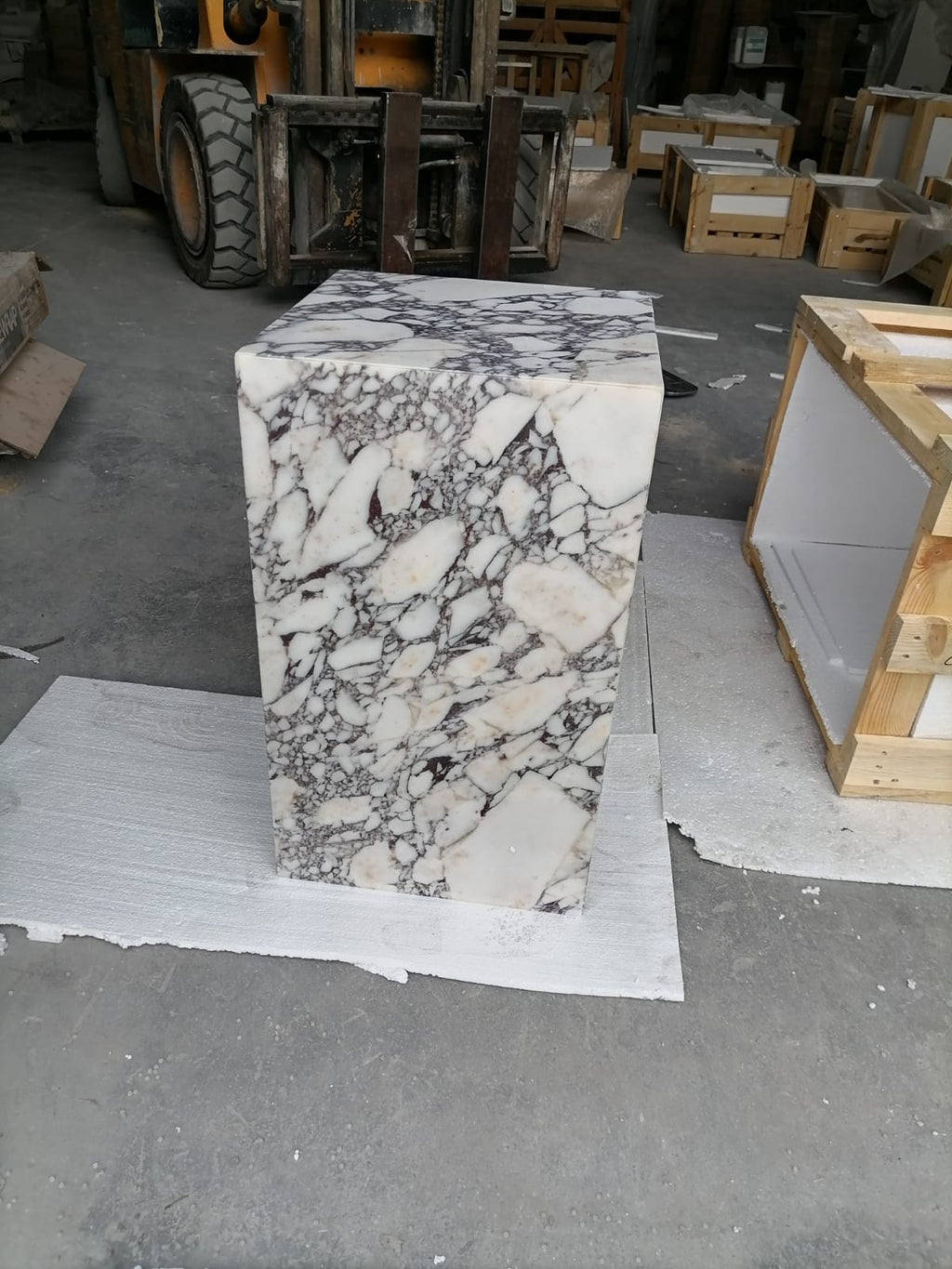 Calacatta Viola Marble Cube Design End Table - Polished 14x14x24