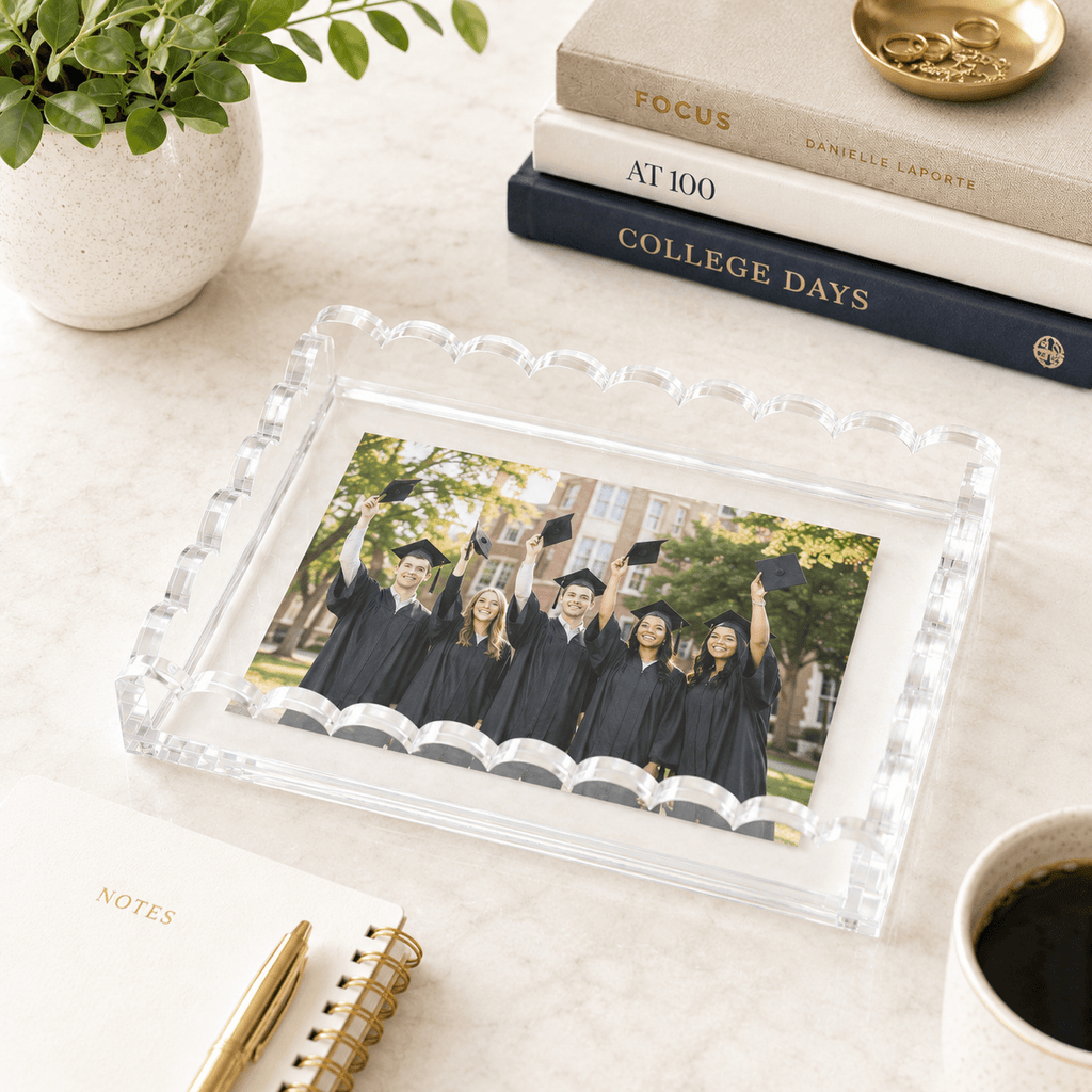 Clear Acrylic Scallop Photo tray