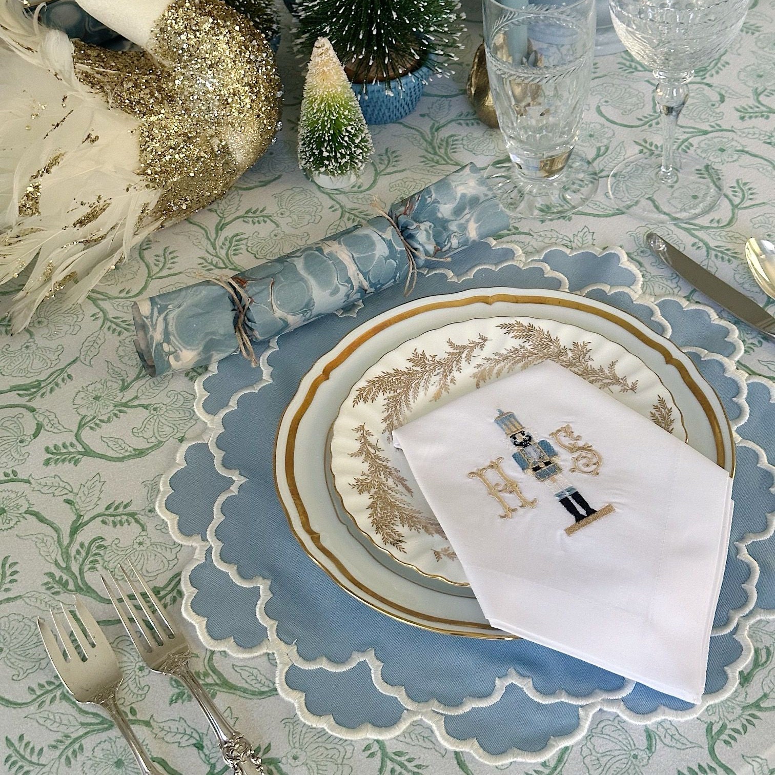 CRESSIDA SCALLOPED BLUE FABRIC PLACEMAT (Set Of 4)