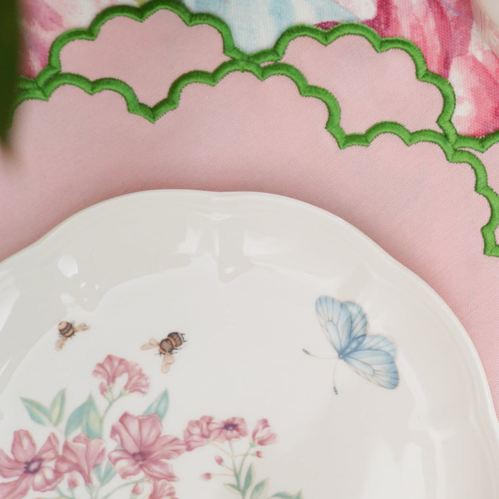 CRESSIDA LIGHT PINK ROUND FABRIC PLACEMAT (Set Of 4)