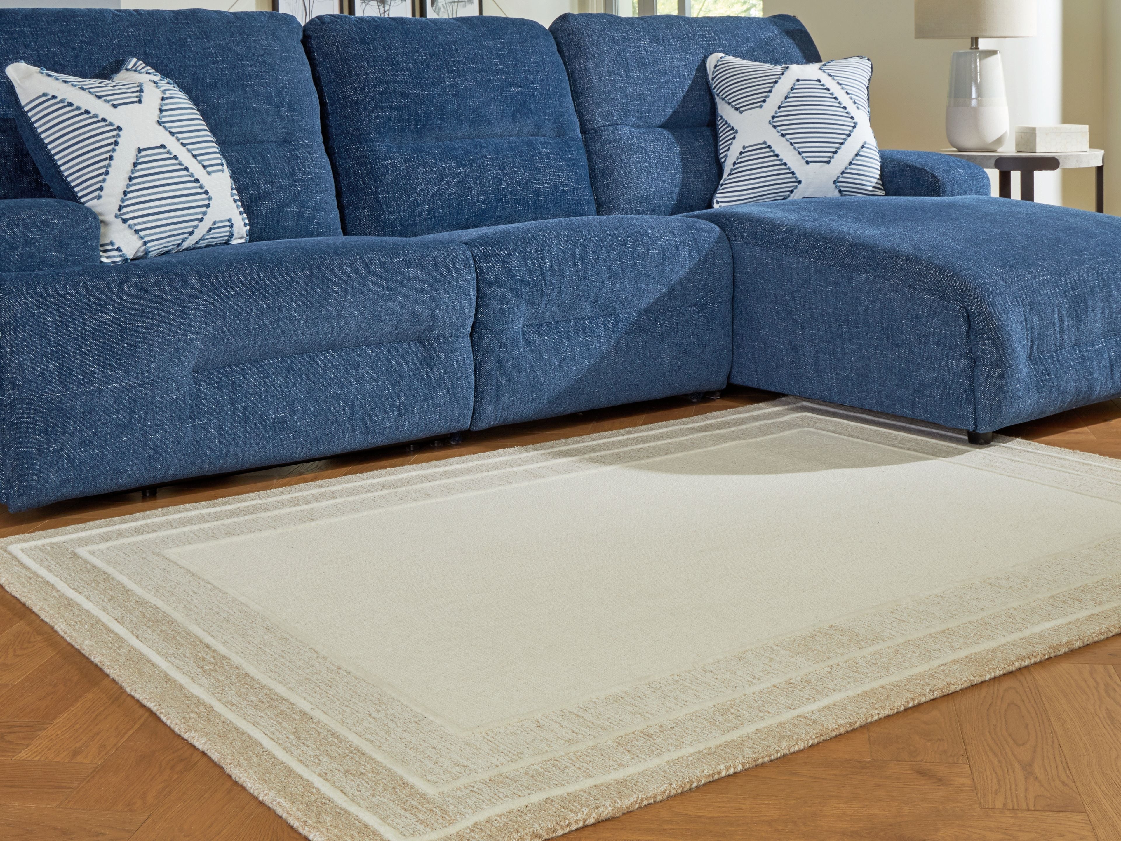 Teelgan Area Rug
