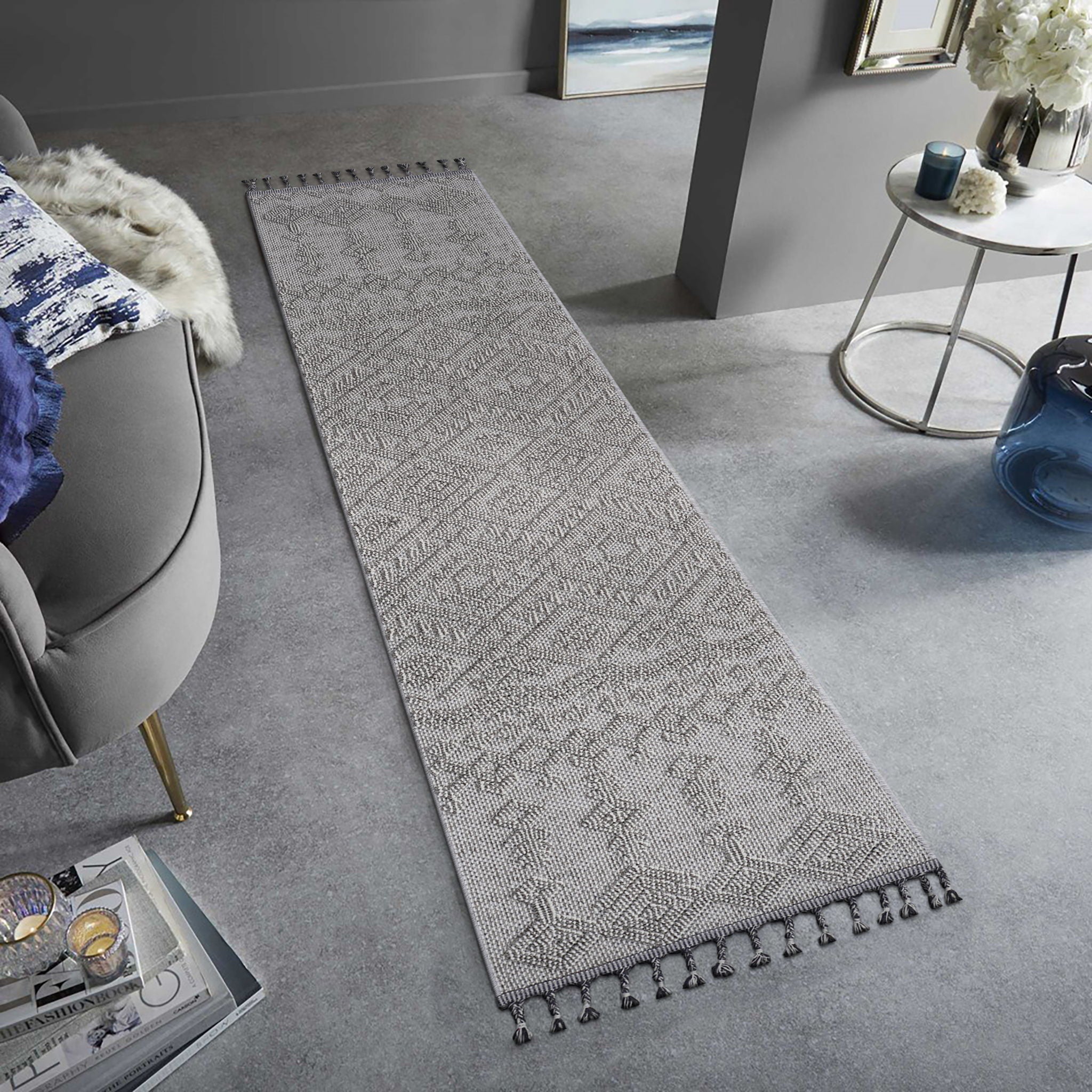 Guros Traditional Indoor/Outdoor Area Rug