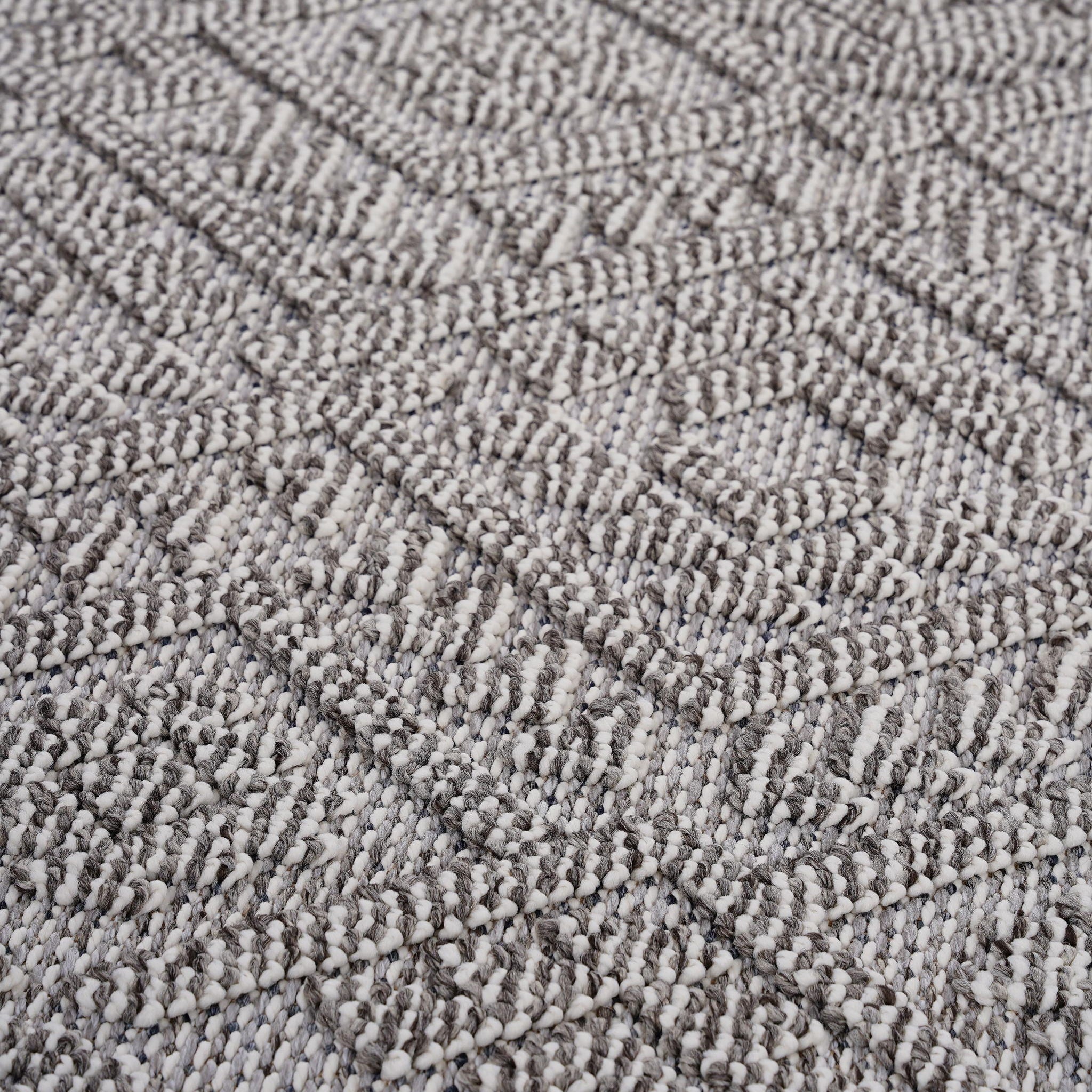 Guros Traditional Indoor/Outdoor Rug