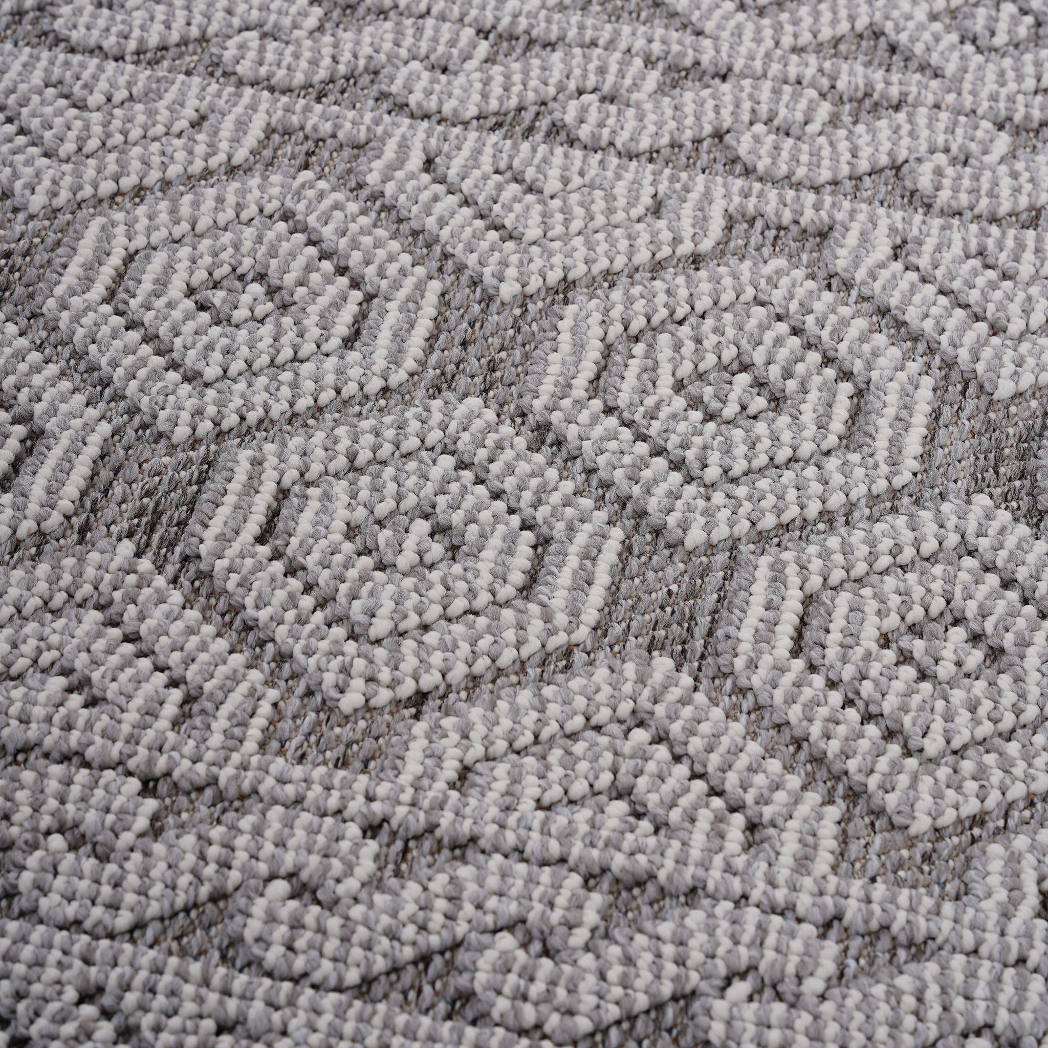 Guros 8' x 10' Geometric Indoor/Outdoor Area Rug - Gray/White
