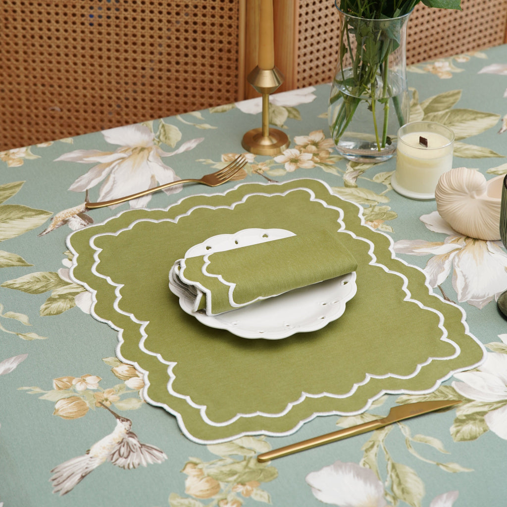 ELARA GREEN RECTANGLE FABRIC PLACEMAT & NAPKIN SET (Set Of 4)