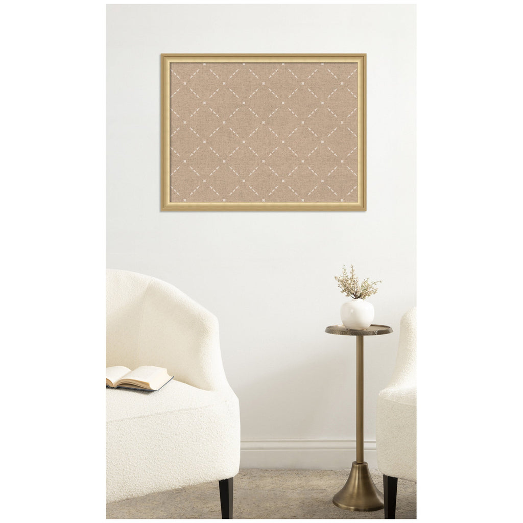 Pinboard Beige Lattice Pattern
