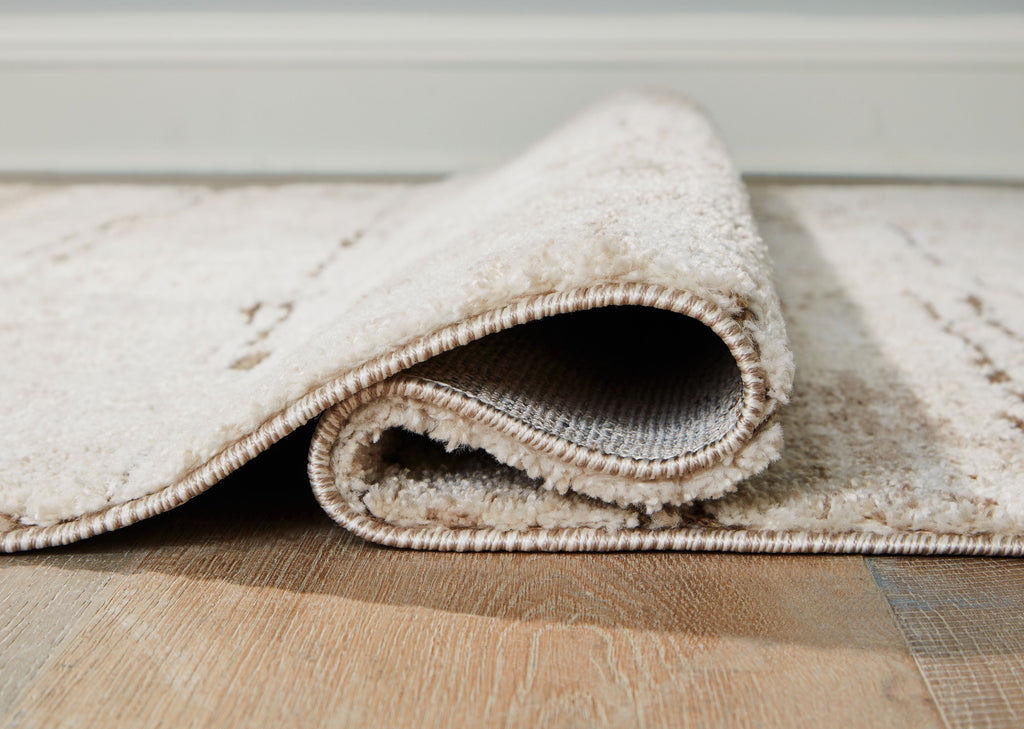 Kasney Area Rug