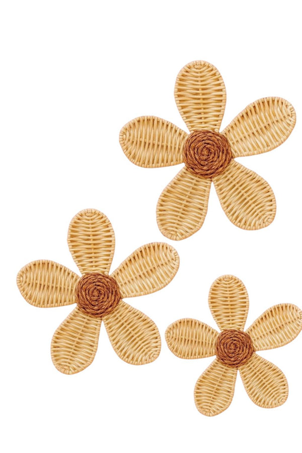 Natural Rattan Daisy Wall Decor