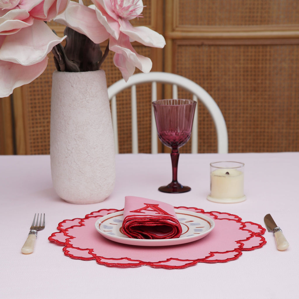 CRESSIDA PINK ROUND FABRIC PLACEMAT & NAPKIN SET (Set Of 4)