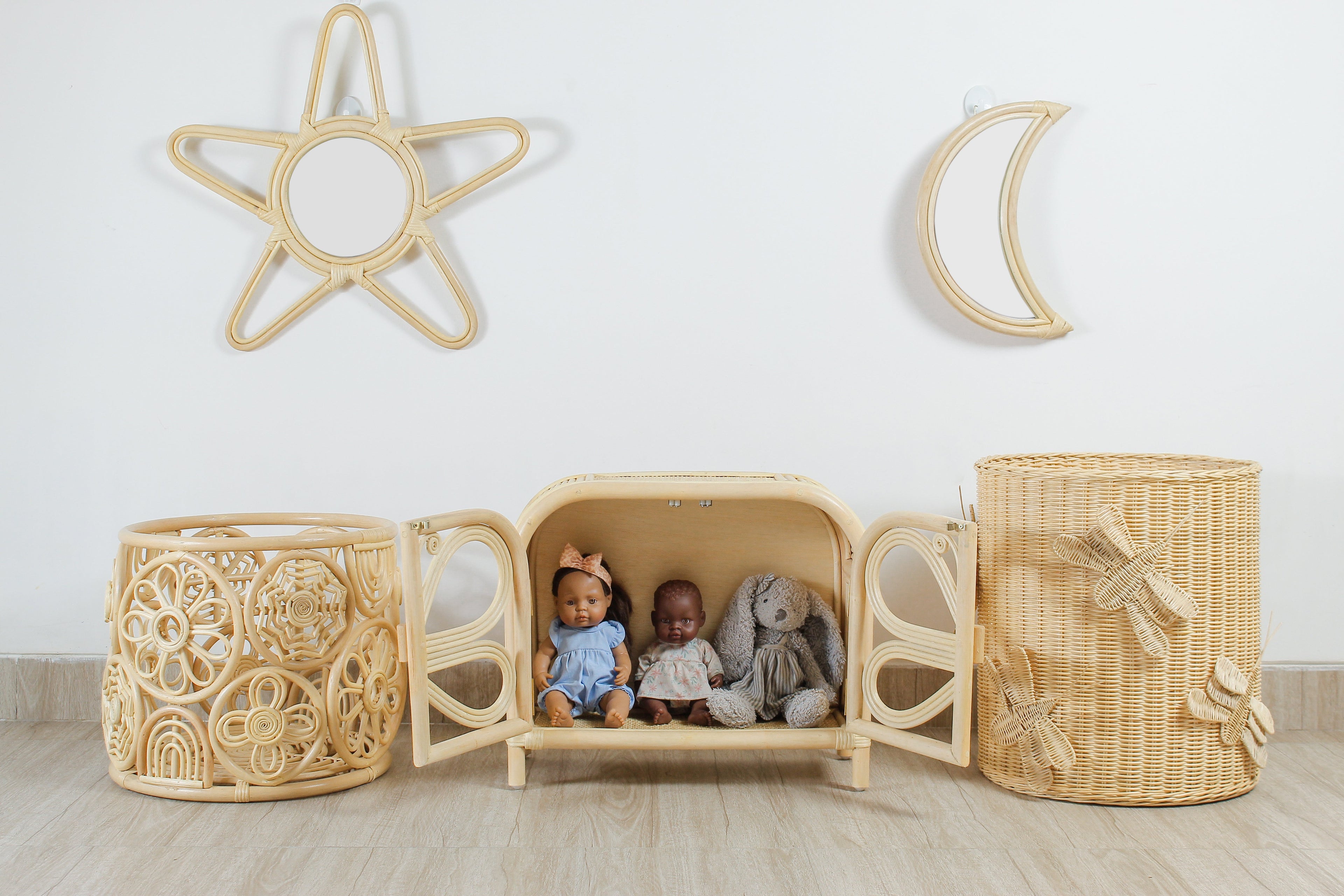 Natural Rattan Star Wall Mirror