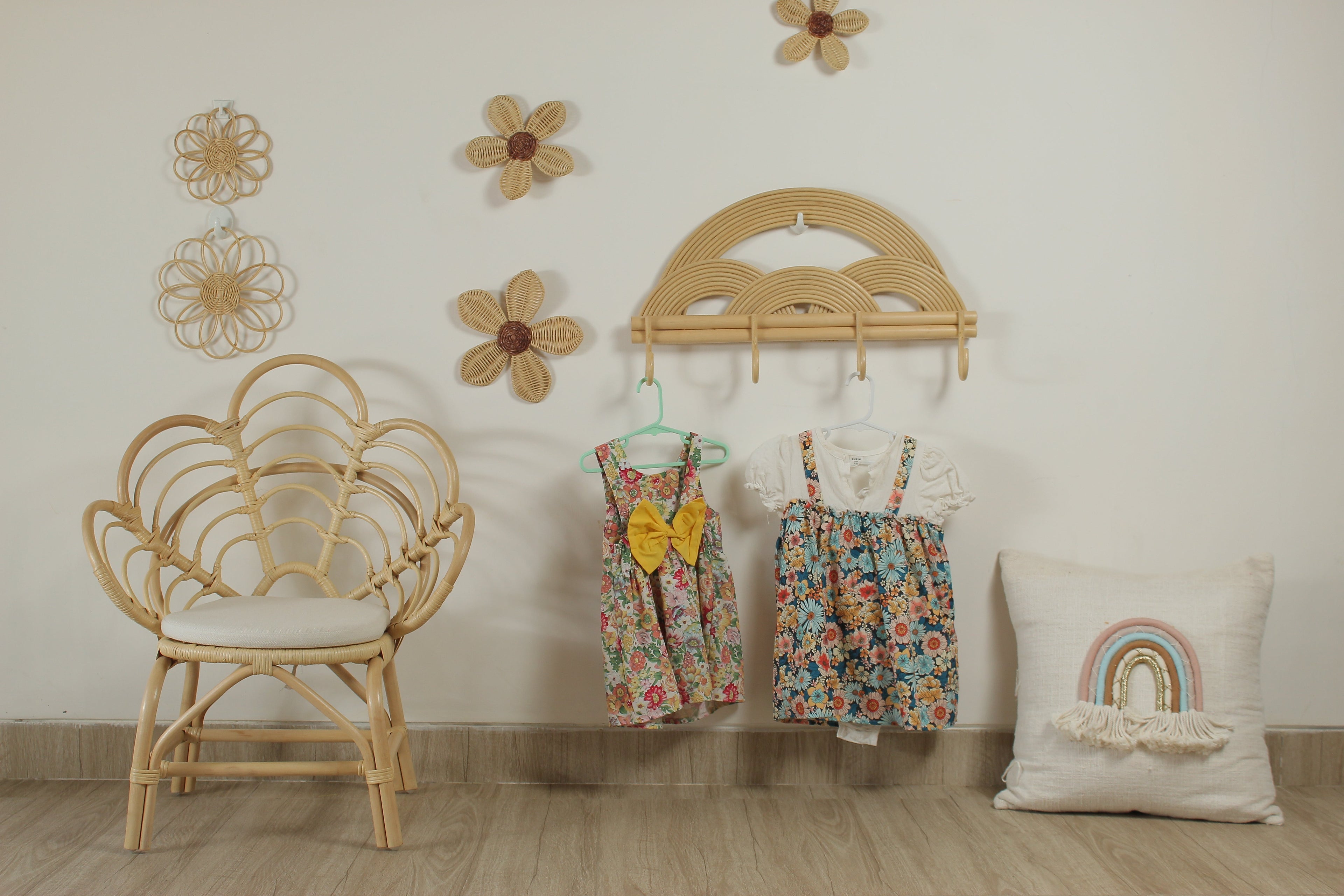 Natural Rattan Rainbow Wall Rack