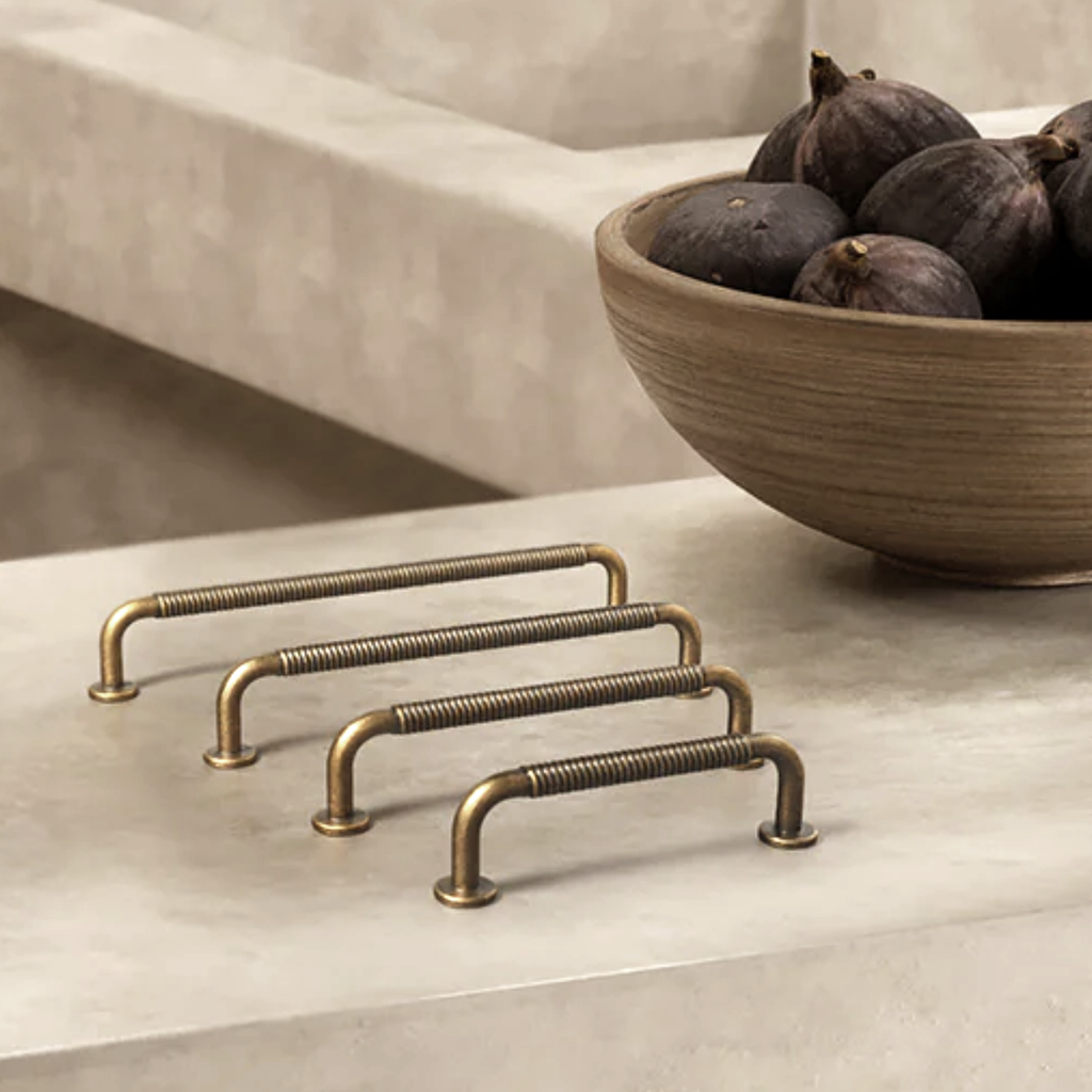 Ribbed Cabinet Bar Pull