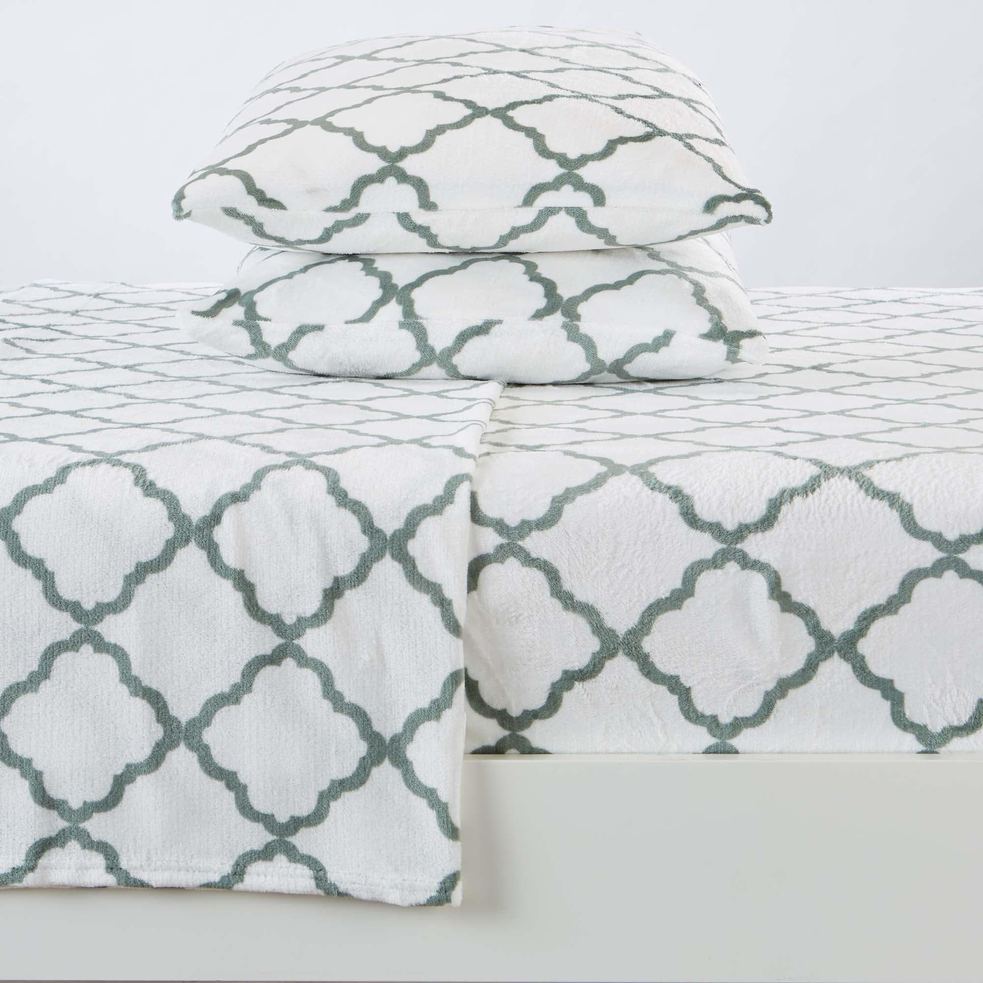 Printed Plush Sheet - Velvet Luxe Lattice Collection