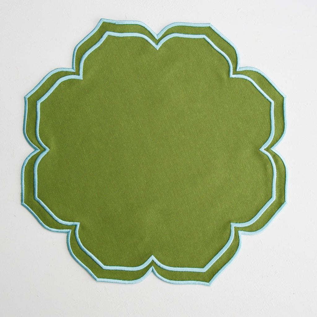 LUMERA GREEN ROUND FABRIC PLACEMAT (Set Of 4)