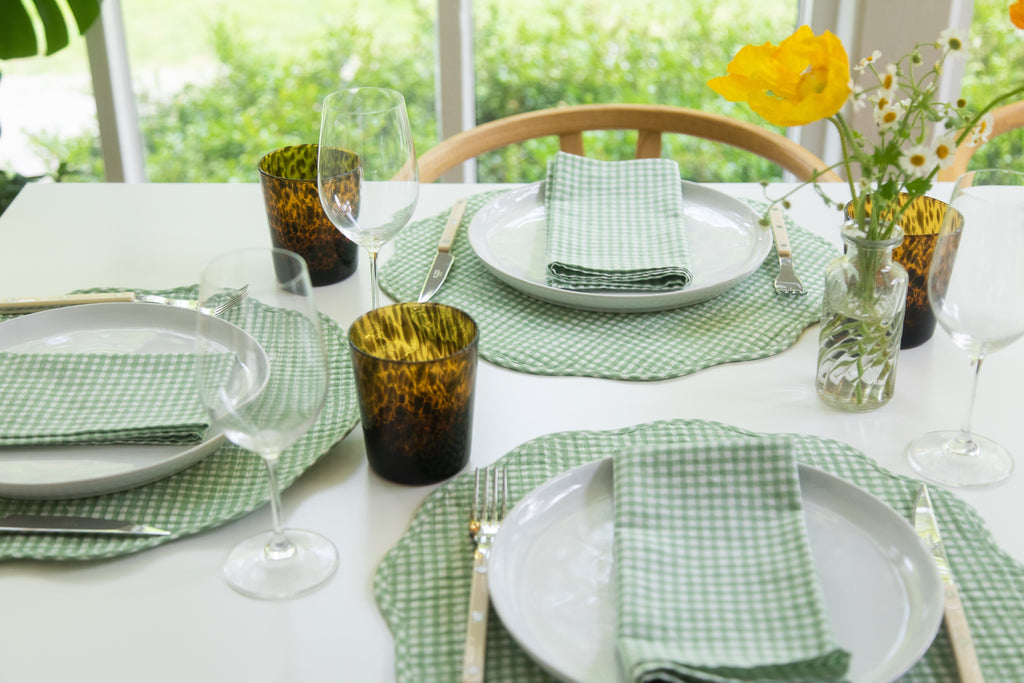 Gingham Scalloped Placemats