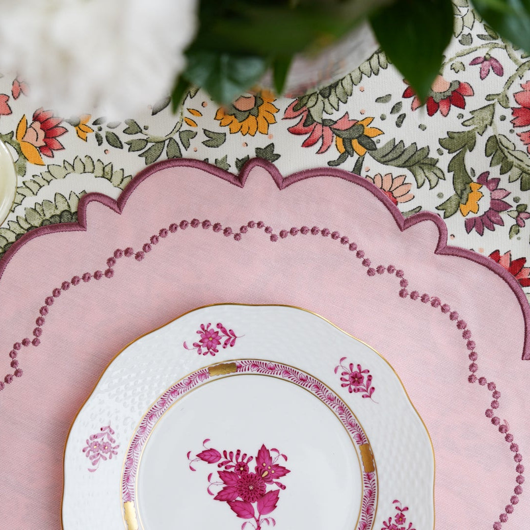 HARMONY LIGHT PINK ROUND FABRIC PLACEMAT (Set Of 4)