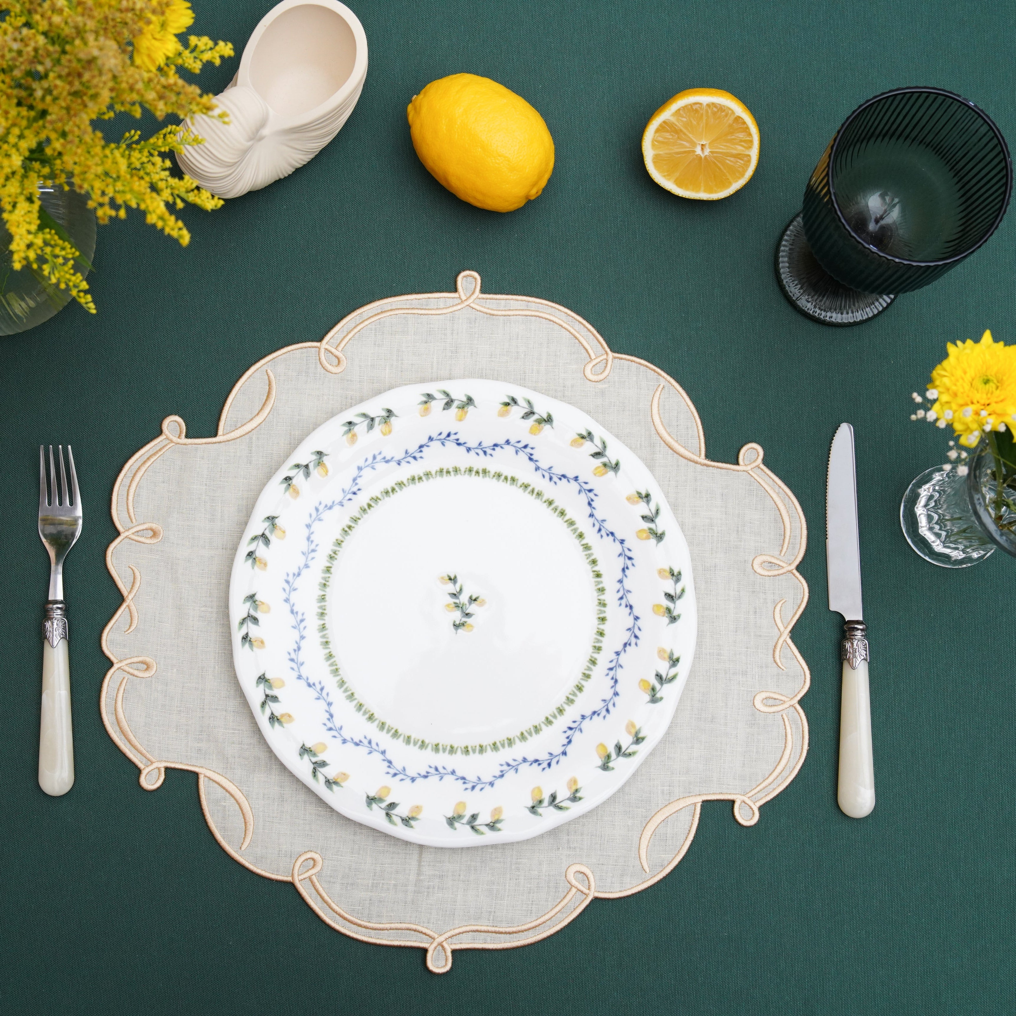 CELESTIA LINEN IVORY GOLD TRIM SQUARE PLACEMAT (Set Of 4)
