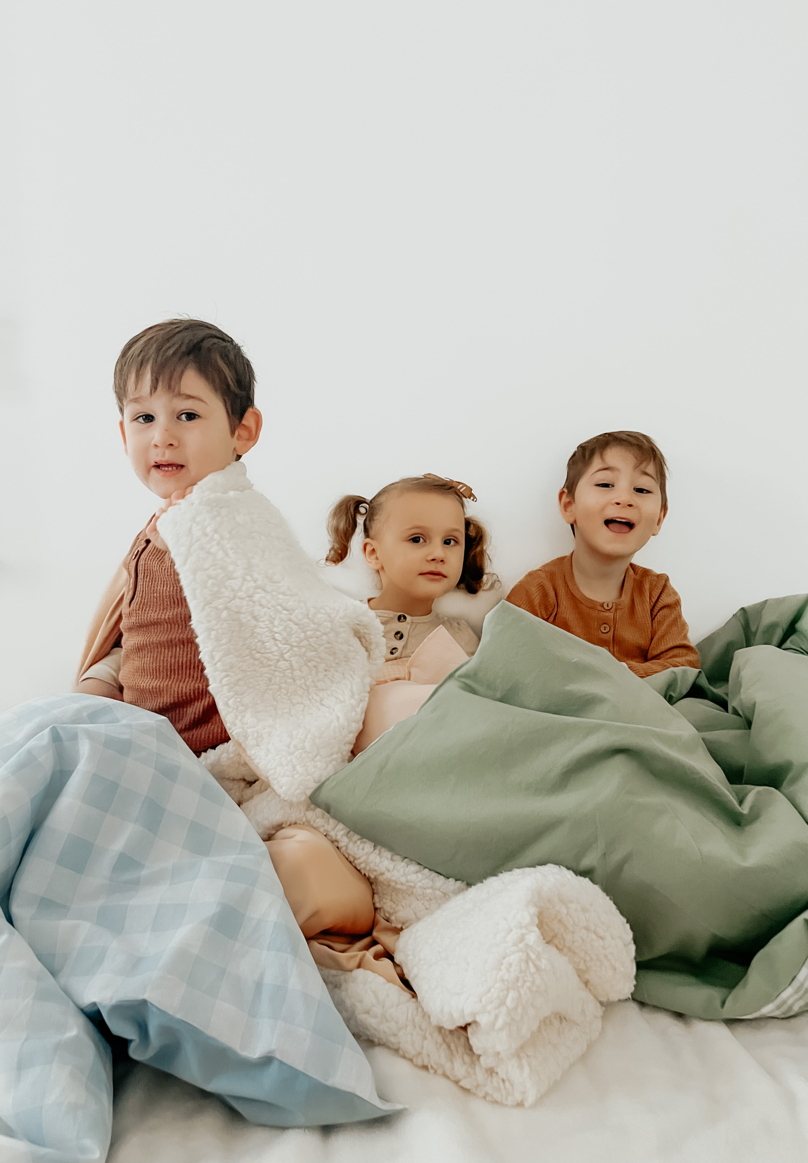 Marine Checkered Quilted Blanket