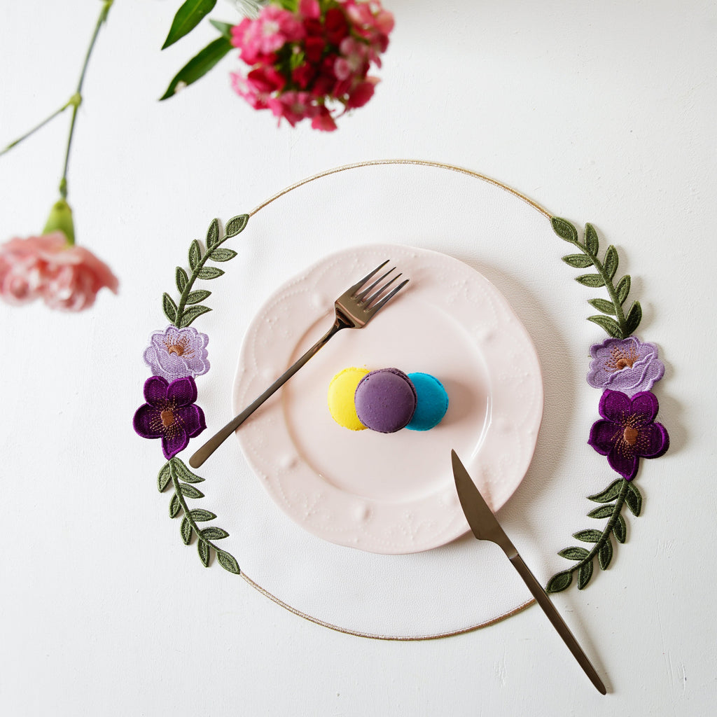 JASMINE WHITE ROUND FAUX LEATHER PLACEMAT (Set Of 4)