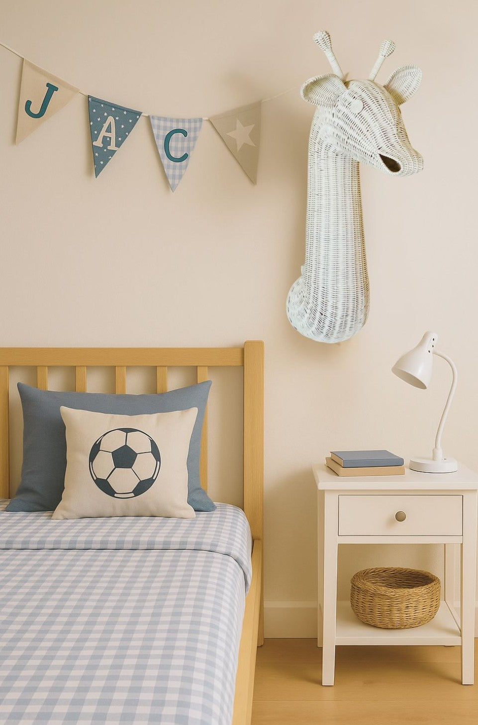 Natural & White Rattan Giraffe Wall Decor