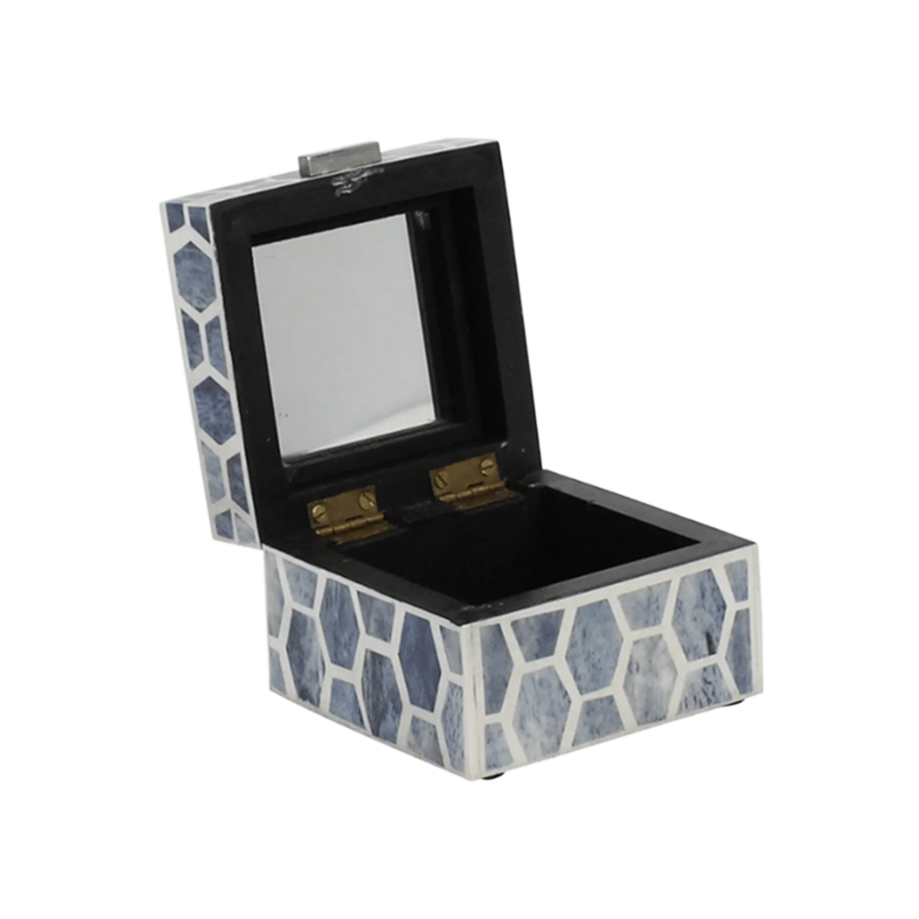 Kirra Box