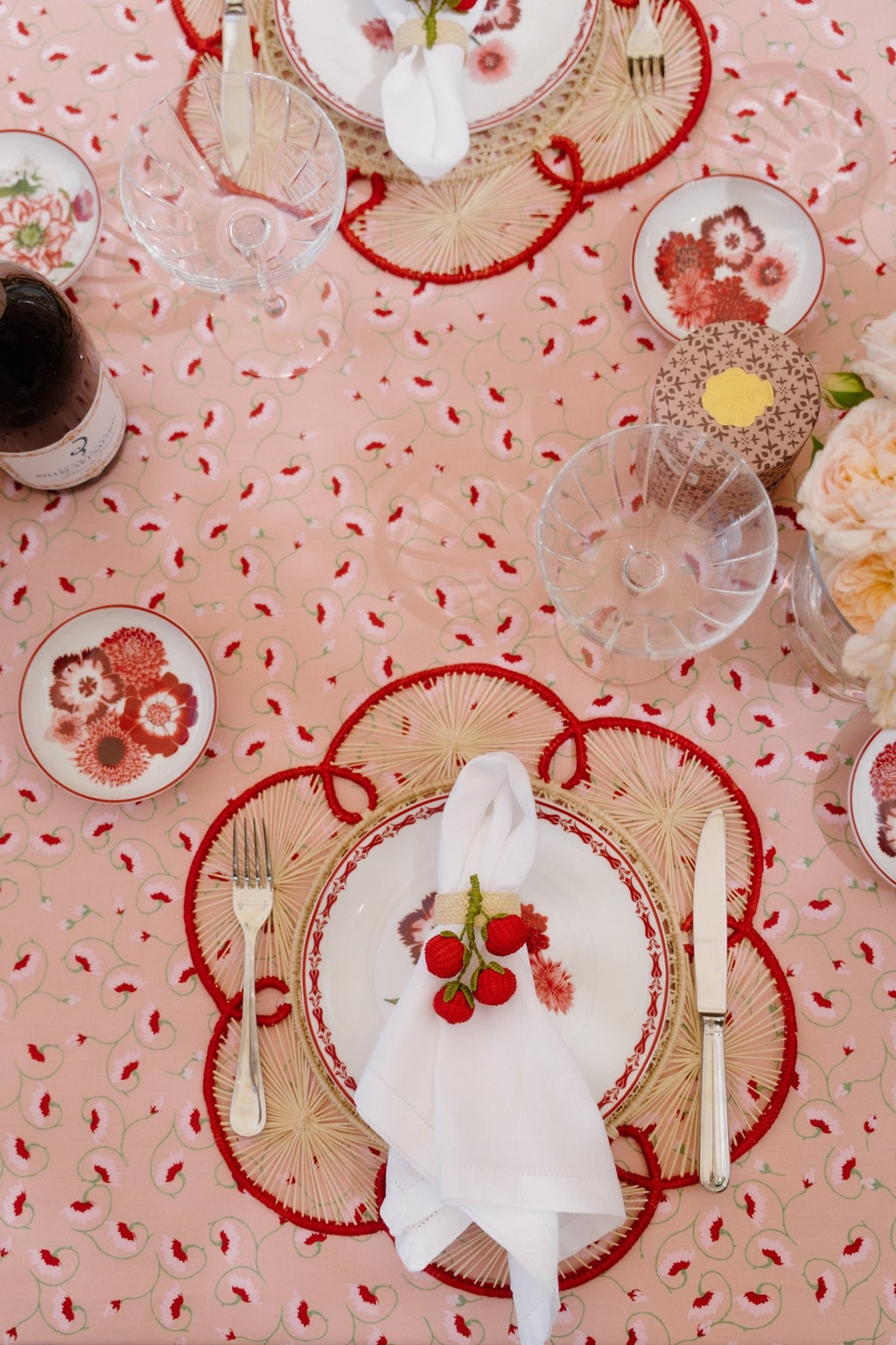 La Leccia Tablecloth in Dark Pink
