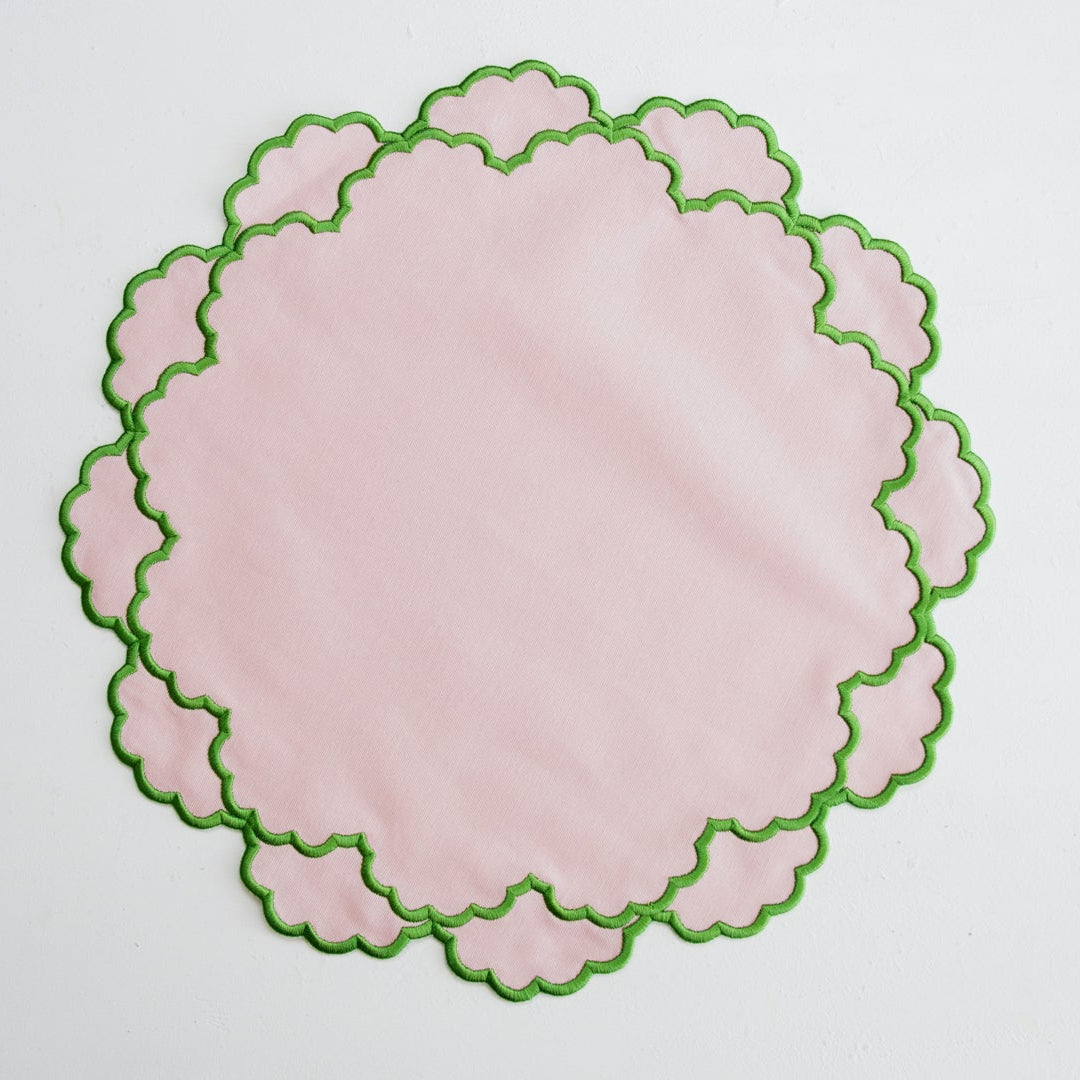 CRESSIDA LIGHT PINK ROUND FABRIC PLACEMAT (Set Of 4)