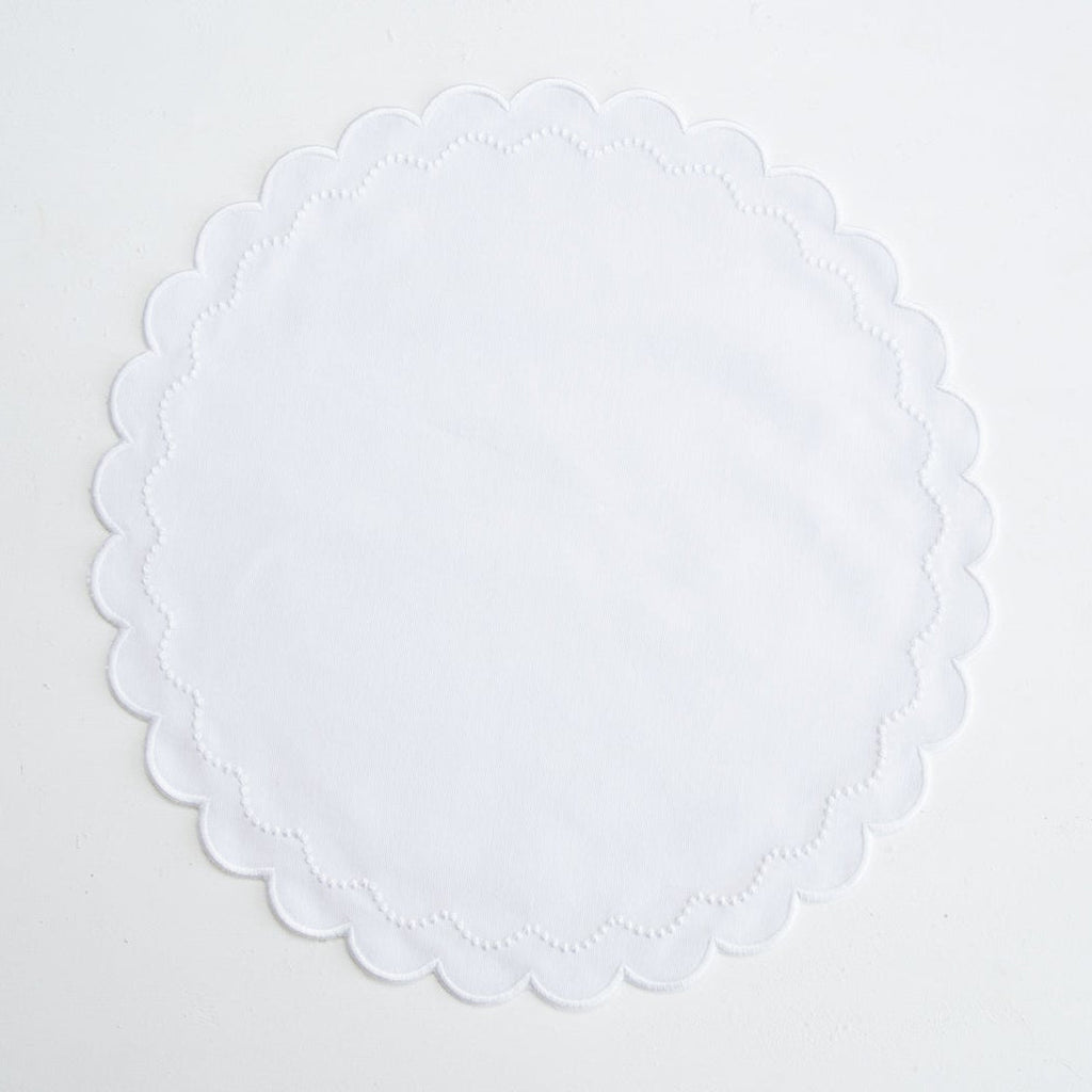 LILY WHITE ROUND FABRIC PLACEMAT & NAPKIN SET (Set Of 4)