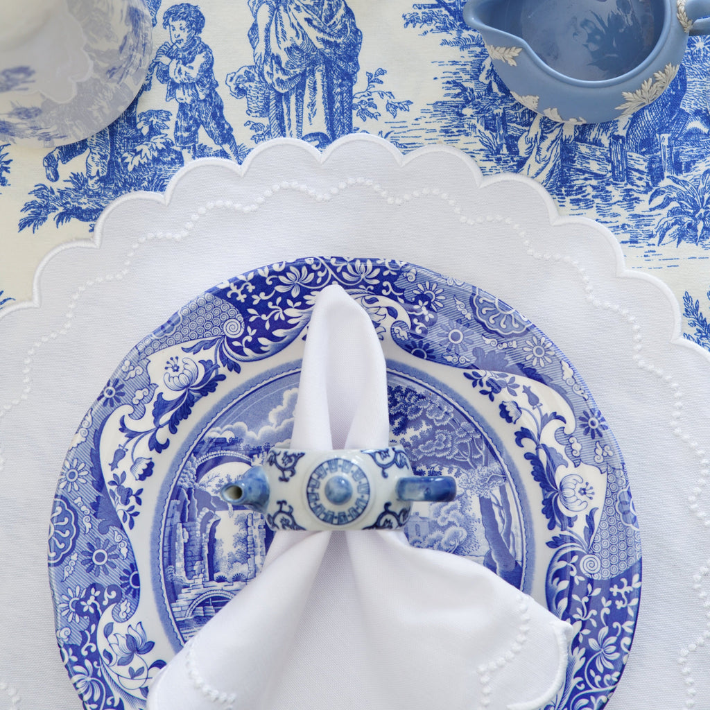 LILY WHITE ROUND FABRIC PLACEMAT & NAPKIN SET (Set Of 4)