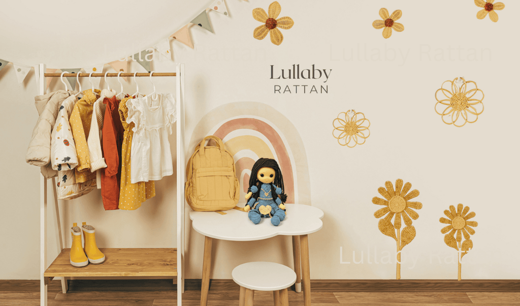 Natural Rattan Daisy Wall Decor