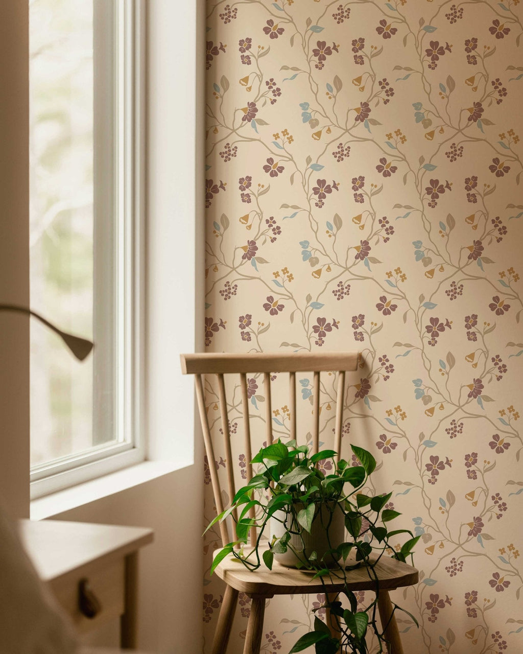 Lunaria Vine Wallpaper in Wildflower Cream