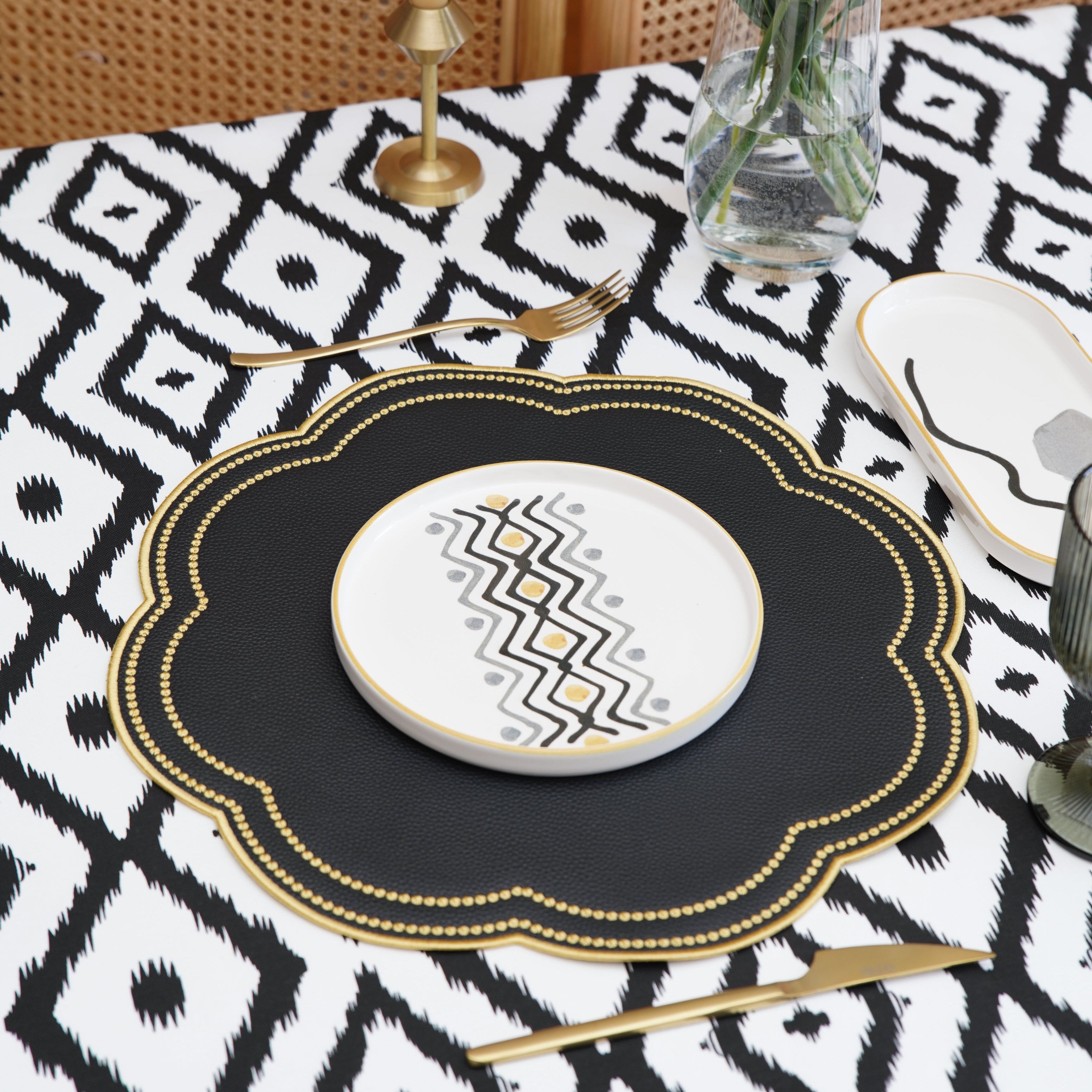 NURTURE BLACK GOLD SCALLOPED FAUX LEATHER PLACEMAT (Set Of 4)