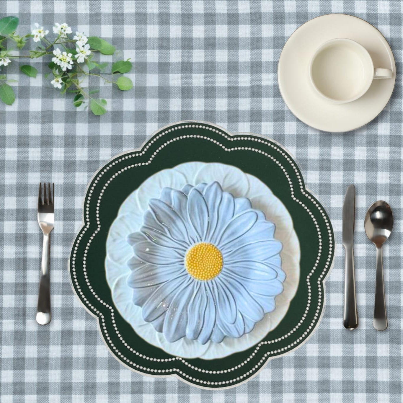 NURTURE GREEN SCALLOPED FAUX LEATHER PLACEMAT (Set Of 4)