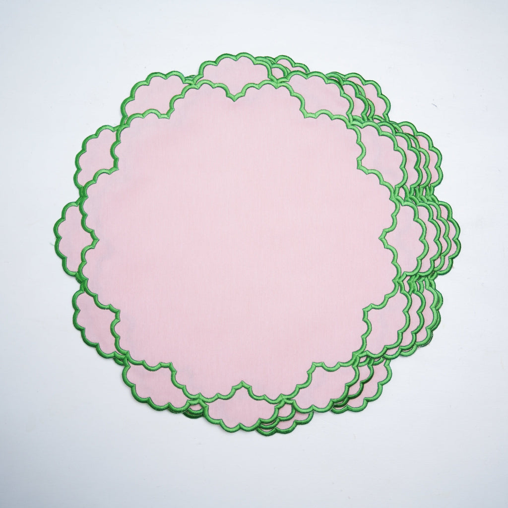 CRESSIDA LIGHT PINK ROUND FABRIC PLACEMAT (Set Of 4)