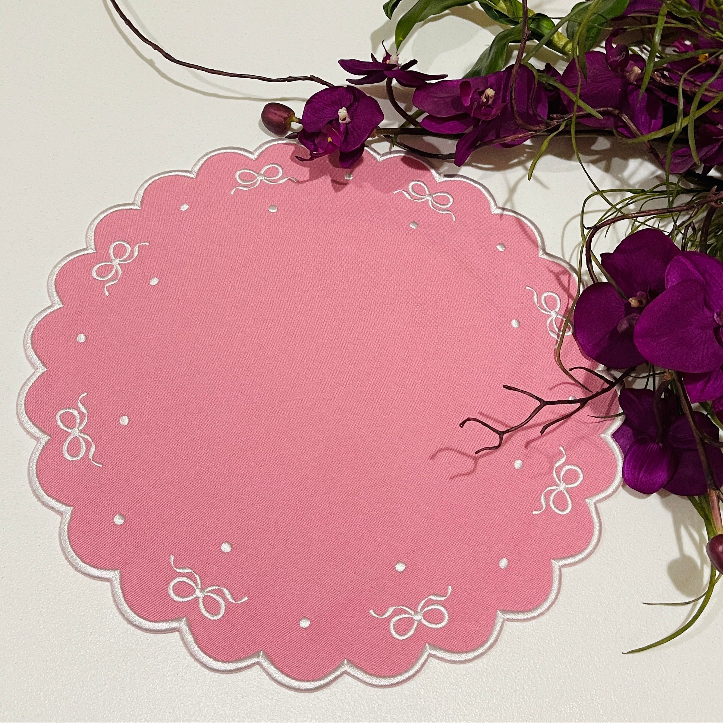RIBBIA PINK ROUND FABRIC PLACEMAT (Set Of 4)