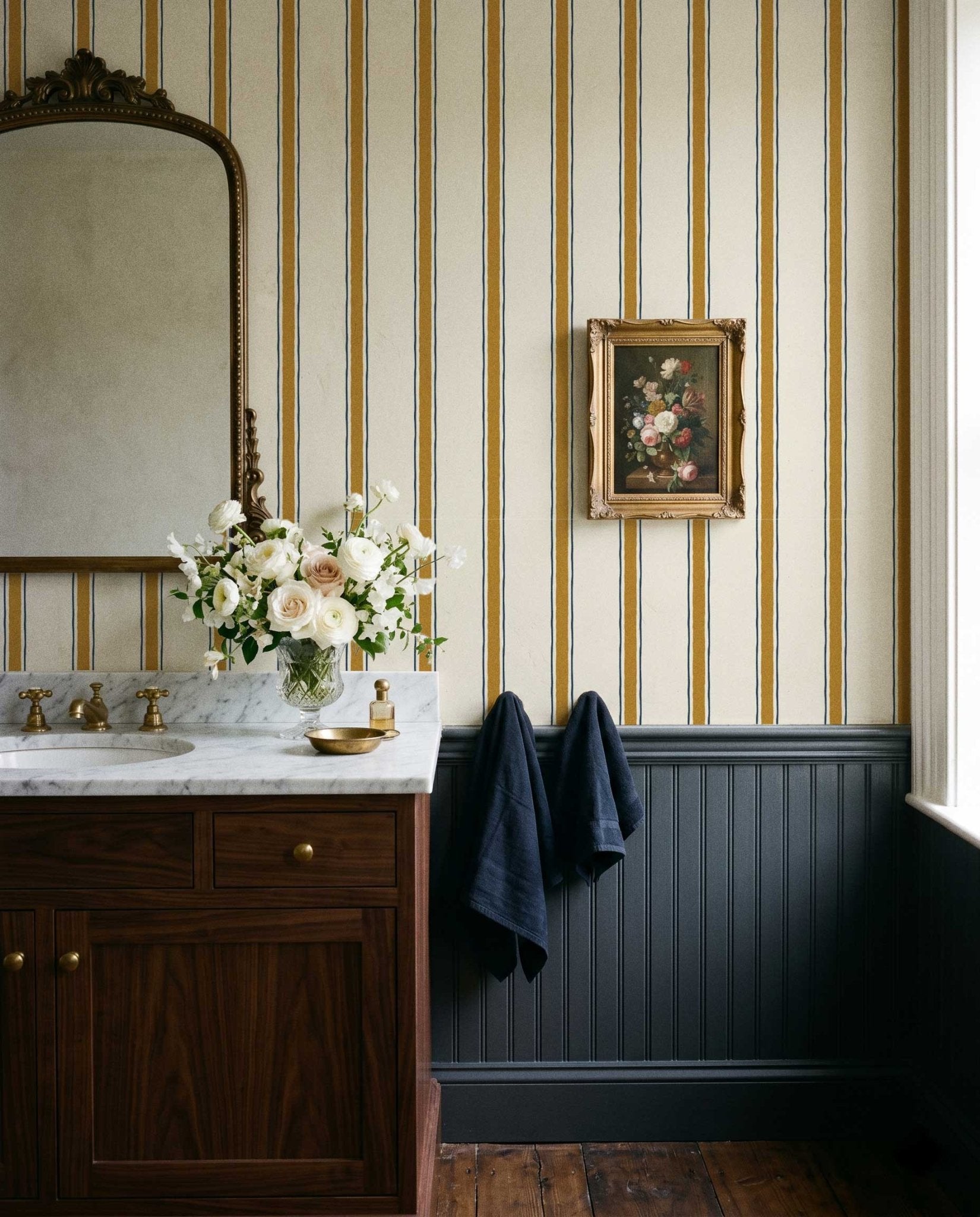 Moulding Line Wallpaper in Ochre Gold