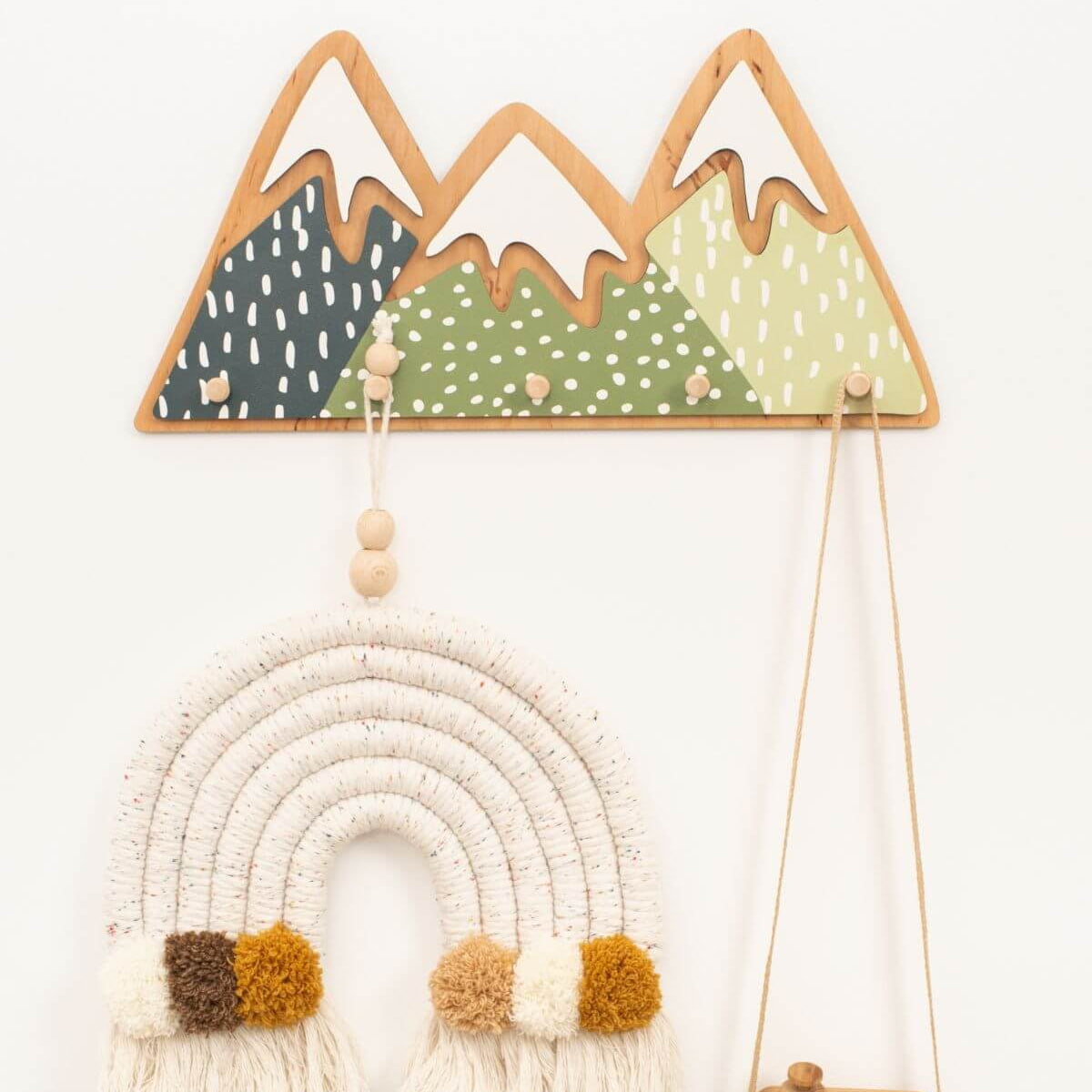 Nursery Mountain Wall Hooks (B2B)