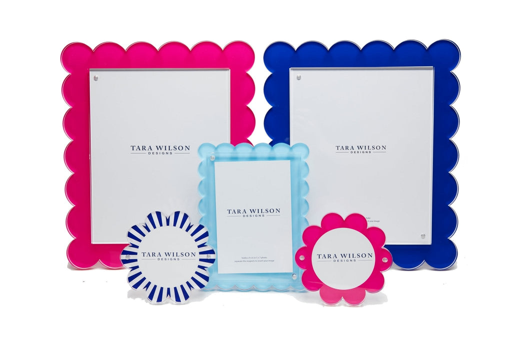Blue & White Acrylic Daisy Frame
