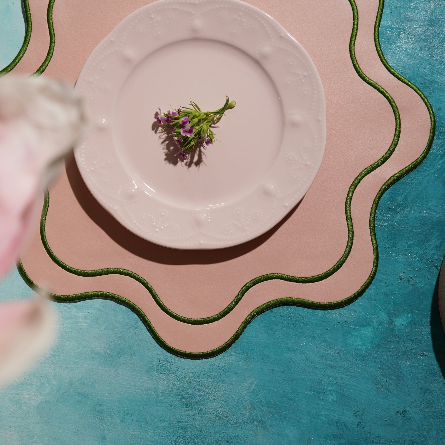 HAVEN PINK WAVY EDGE FAUX LEATHER PLACEMAT (Set Of 4)