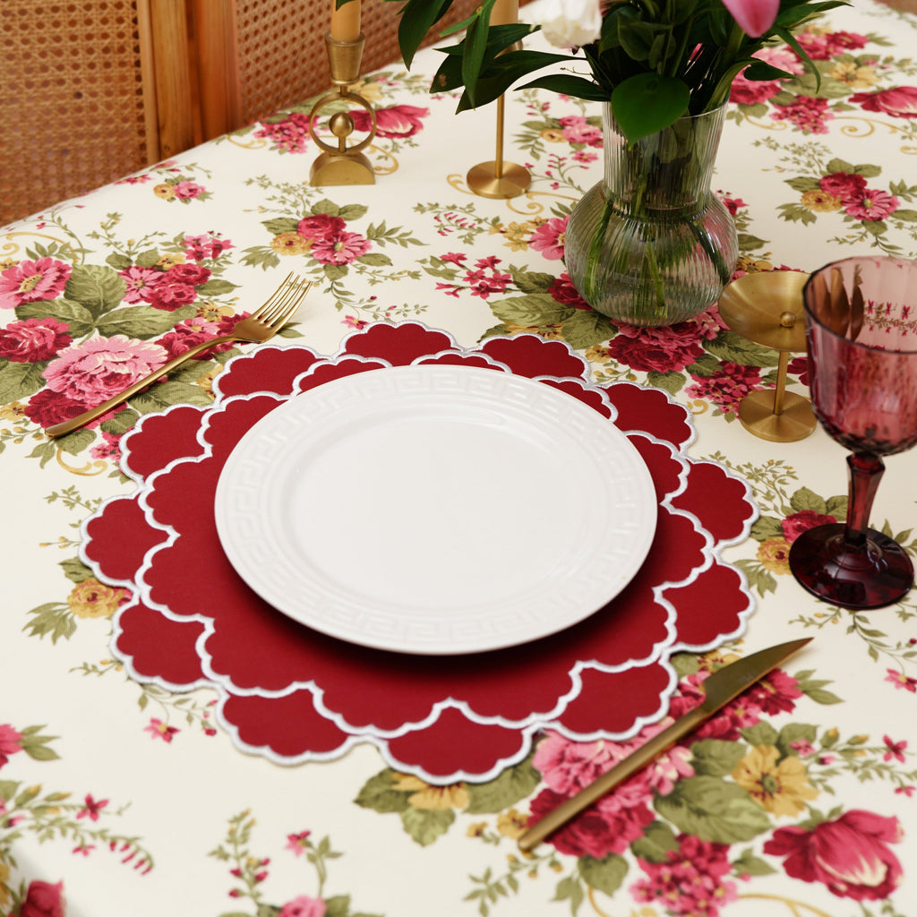 TIMELESS RED SCALLOPED FAUX LEATHER PLACEMAT (Set Of 4)