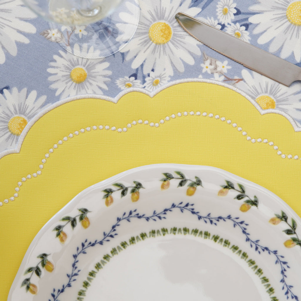 HALO YELLOW ROUND FAUX LEATHER PLACEMAT (Set Of 4)