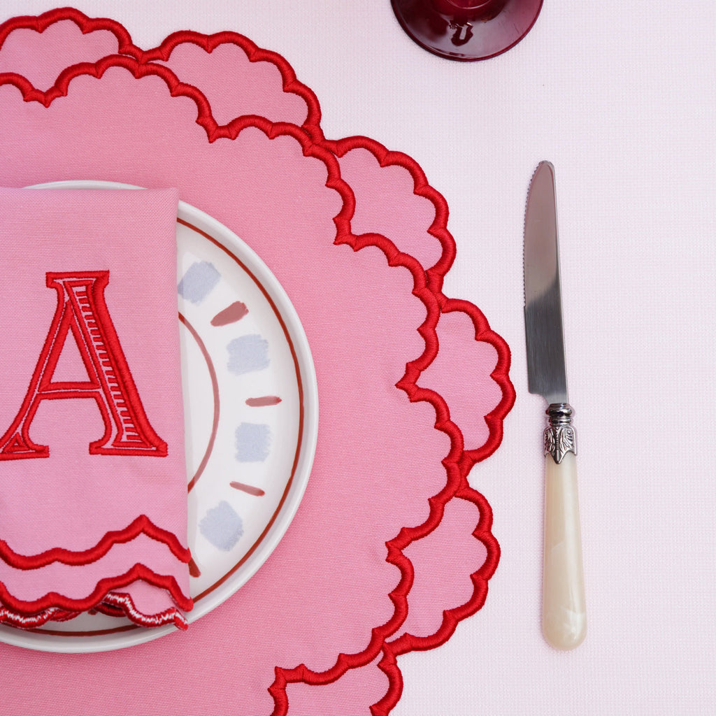 CRESSIDA PINK ROUND FABRIC PLACEMAT & NAPKIN SET (Set Of 4)